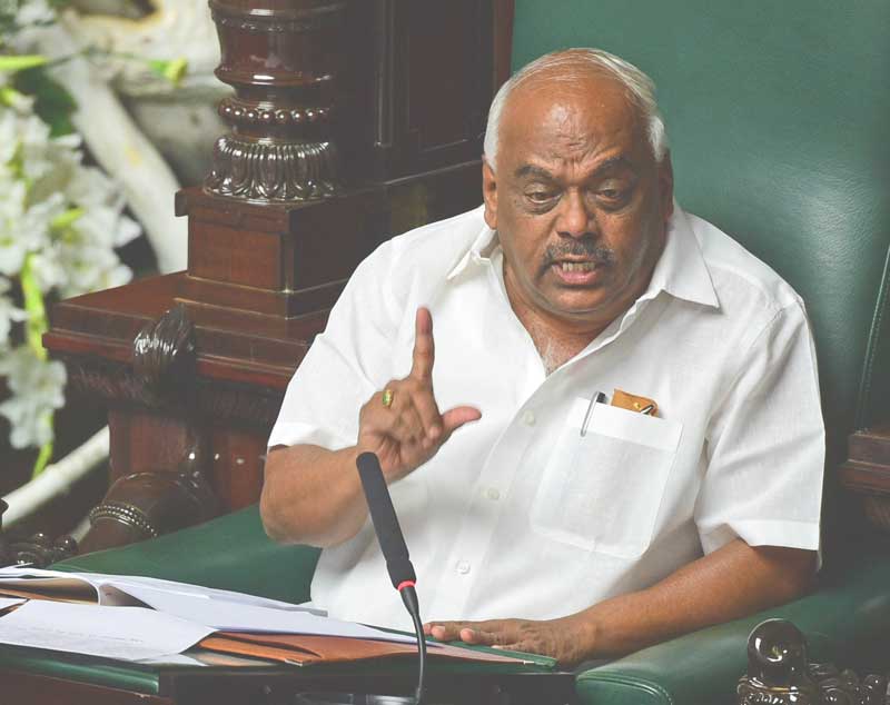 ಸದನಕ್ಕೆ ಬರಲು ಆಗದಿದ್ದರೆ ಚುನಾವಣೆಗೇಕೆ ನಿಲ್ಲಬೇಕು: ಸ್ಪೀಕರ್ ರಮೇಶ್‌ ಕುಮಾರ್ ಪ್ರಶ್ನೆ