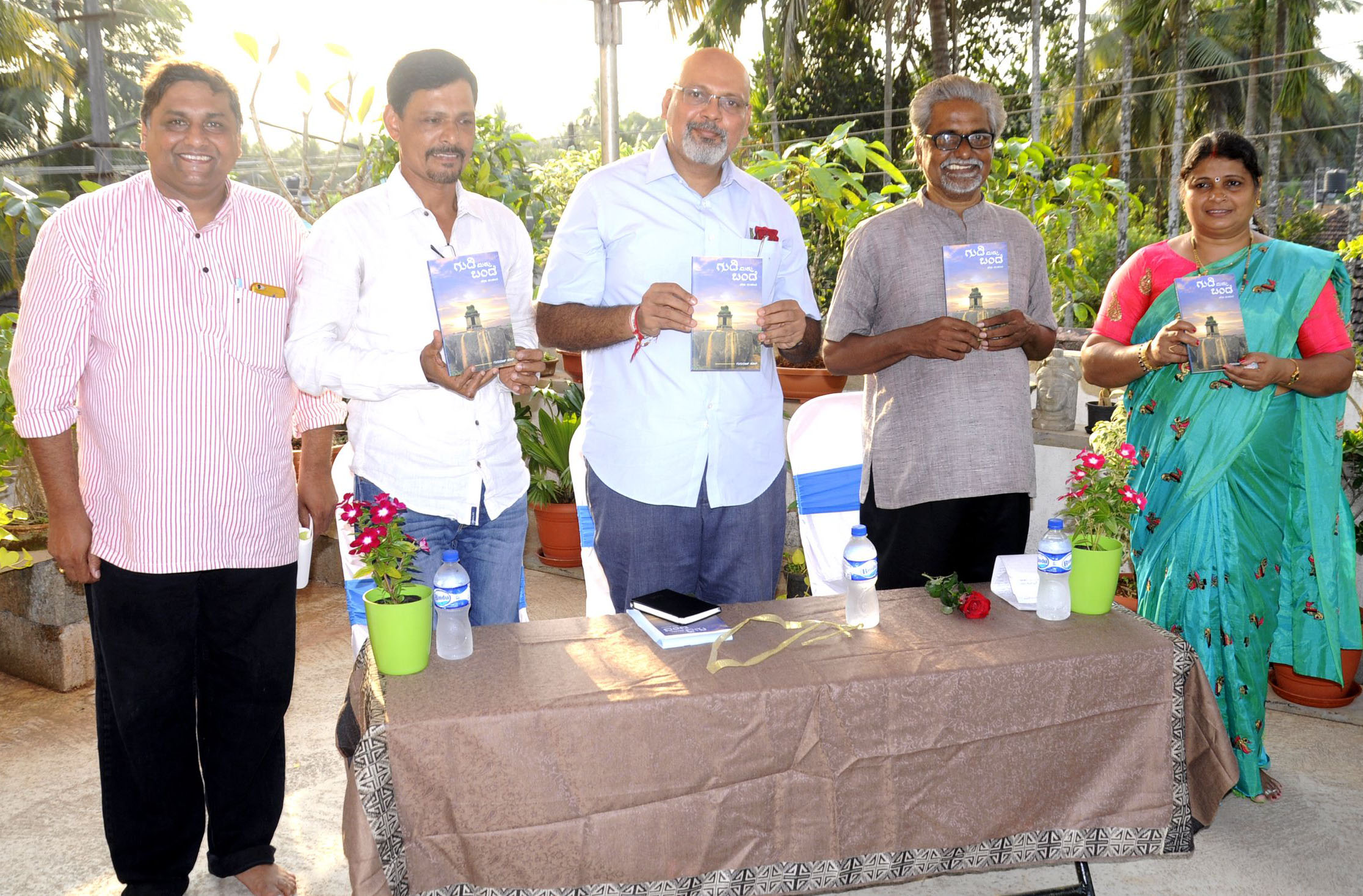 ‘ಗುಡಿ ಮತ್ತು ಬಂಡೆ’ ಕಥಾಸಂಕಲನ ಬಿಡುಗಡೆ