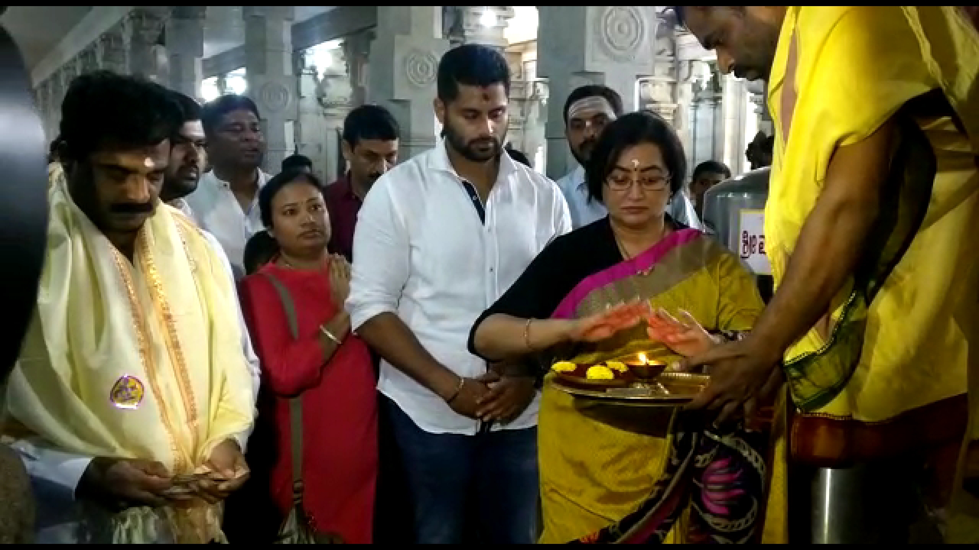 ಹಿರಿಯರು, ಅಭಿಮಾನಿಗಳ ಅಭಿಪ್ರಾಯ ಪಡೆದು ಅಂತಿಮ ತೀರ್ಮಾನ: ಸುಮಲತಾ ಅಂಬರೀಶ್