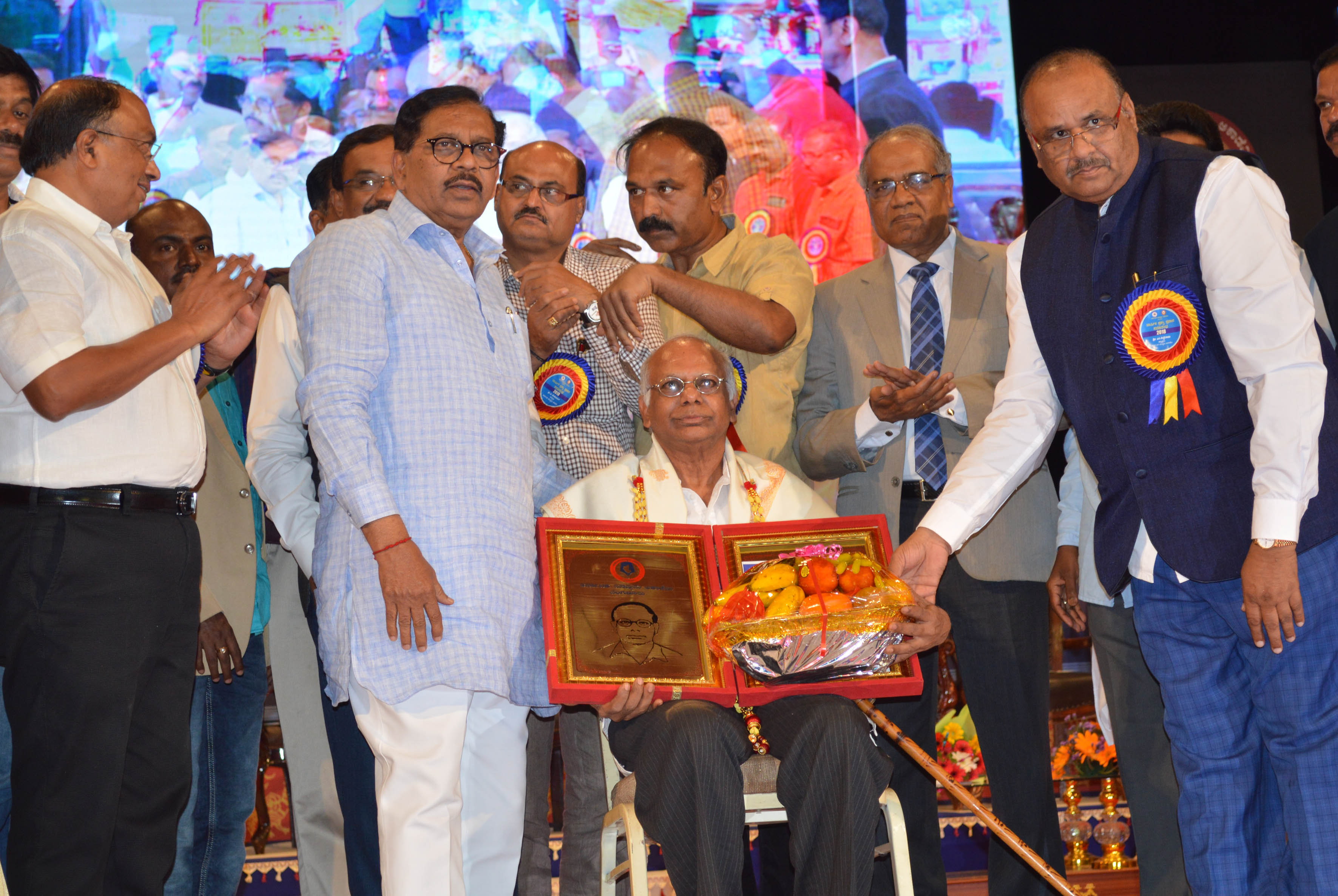 ಮಾಧ್ಯಮಗಳಿಂದಾಗಿ ರಾಜಕಾರಣಿಗಳಿಗೆ ಕಳ್ಳರು ಎಂಬ ಪಟ್ಟ ಕಟ್ಟುತ್ತಿದ್ದಾರೆ: ಸಚಿವ ಡಿ.ಕೆ.ಶಿವಕುಮಾರ್