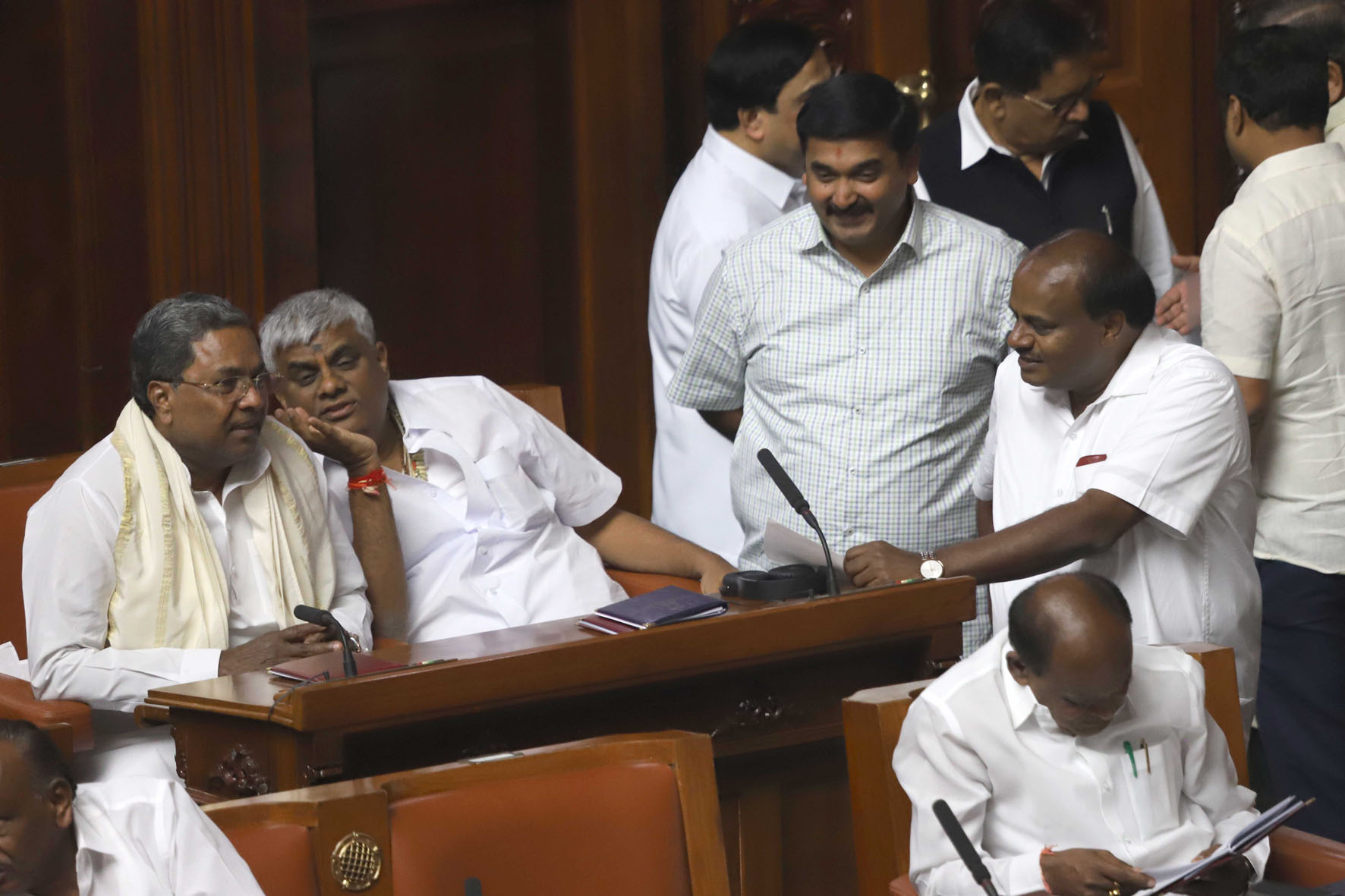 ಸದನವನ್ನು ನಗೆಗಡಲಲ್ಲಿ ತೇಲಿಸಿದ ಸಚಿವ ಎಚ್.ಡಿ.ರೇವಣ್ಣ