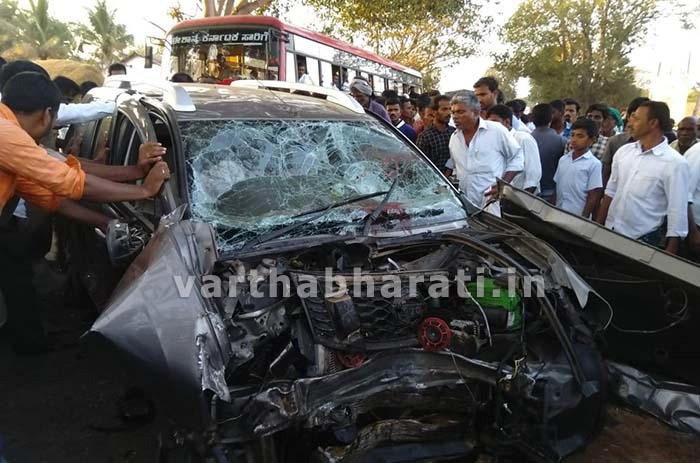 ಟಯರ್ ಸ್ಫೋಟಗೊಂಡು ಕಾರು ಢಿಕ್ಕಿ: ಬಾಲಕ, ಮಹಿಳೆ ಸೇರಿ ನಾಲ್ವರು ಮೃತ್ಯು