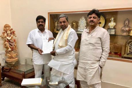 ಕಾಂಗ್ರೆಸ್ ಸಹ ಸದಸ್ಯರಾಗಿ ಪಕ್ಷೇತರ ಶಾಸಕ ನಾಗೇಶ್ ಪತ್ರ