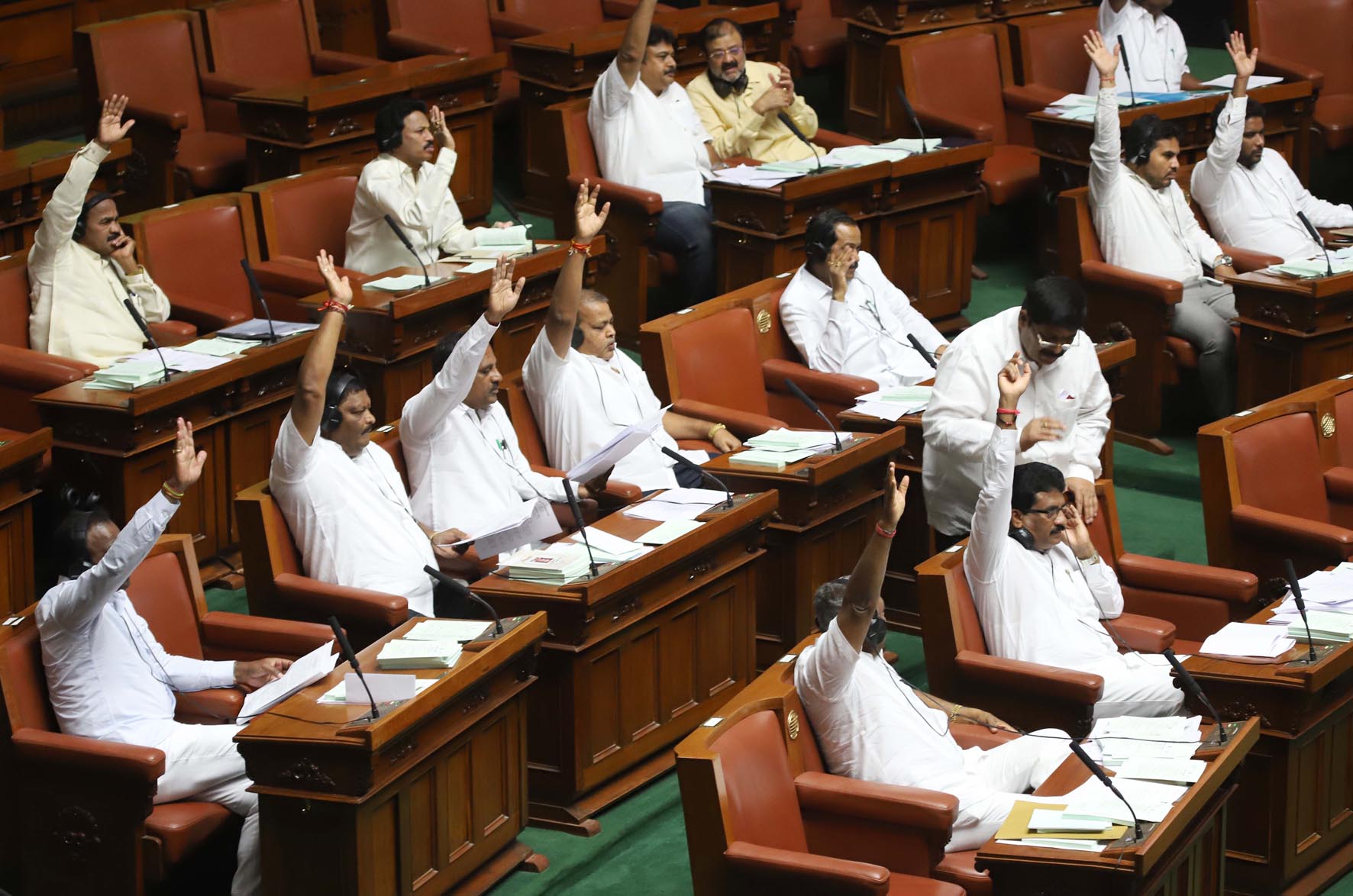 ವಿಧಾನ ಪರಿಷತ್‌ನಲ್ಲಿ 8 ವಿಧೇಯಕ ಅಂಗೀಕಾರ