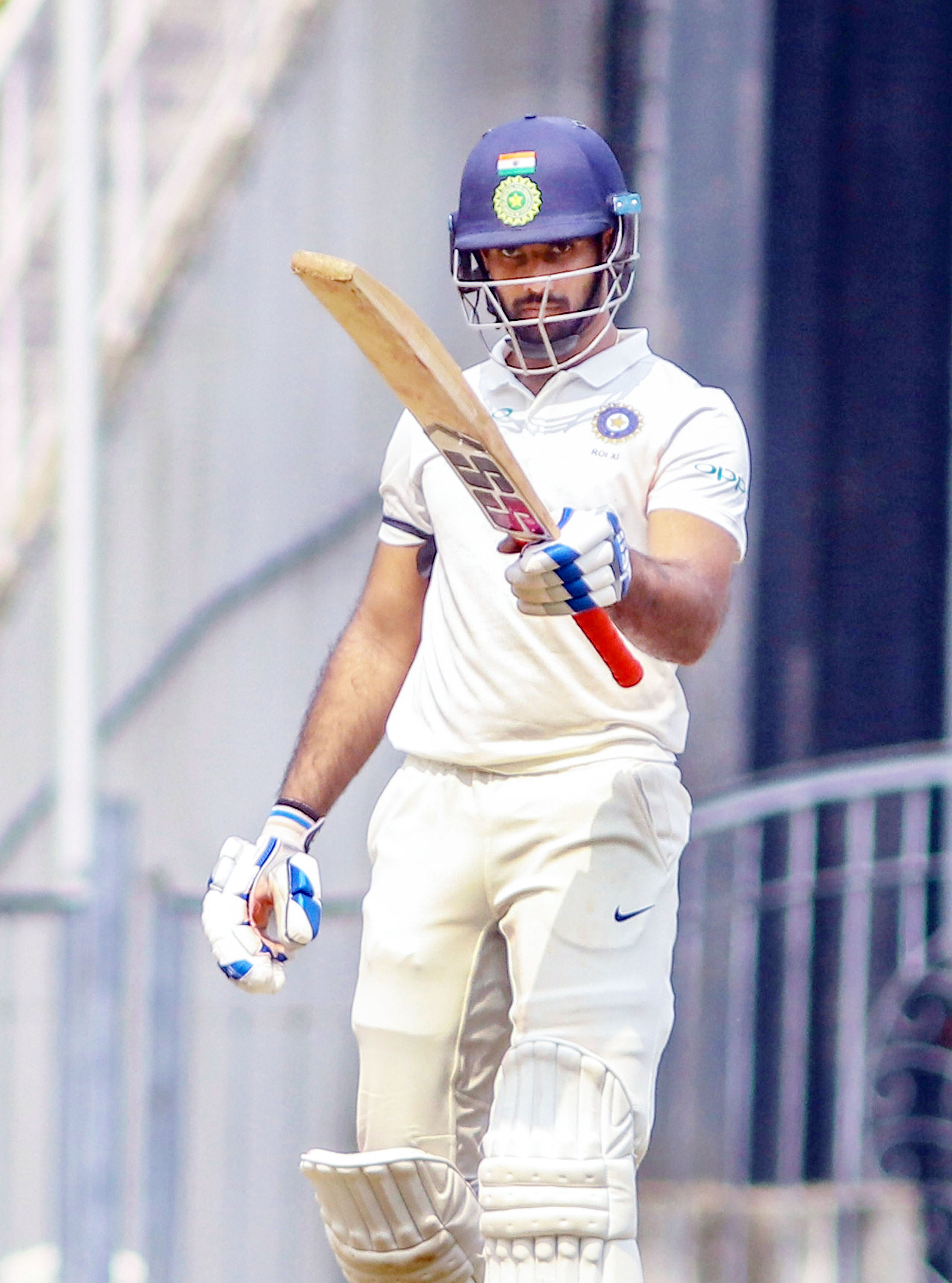 ಇರಾನಿ ಕಪ್: ವಿಹಾರಿ ಐತಿಹಾಸಿಕ ಶತಕ: ವಿದರ್ಭಕ್ಕೆ ಕಠಿಣ ಸವಾಲು