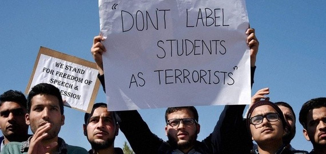 ದೇಶಾದ್ಯಂತ ಭಯದ ನೆರಳಲ್ಲಿ ಕಾಶ್ಮೀರಿ ವಿದ್ಯಾರ್ಥಿಗಳು