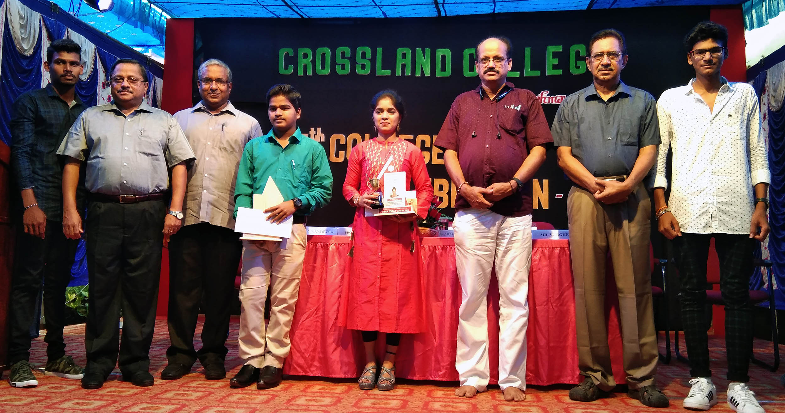 ಬದಲಾವಣೆಗೆ ಹೊಂದಿಕೊಂಡು ಮುಂದುವರಿಯಿರಿ: ಪ್ರೊ.ಹೆಬ್ಬಾರ್