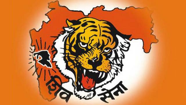 ತ್ರಿವರ್ಣ ಧ್ವಜ ಹಾರಿದ್ದಕ್ಕಿಂತ  ಹೆಚ್ಚು ಅದನ್ನು ಶವಪೆಟ್ಟಿಗೆಗೆ ಹೊದಿಸಲಾಗಿದೆ: ಶಿವಸೇನೆ ಟೀಕೆ