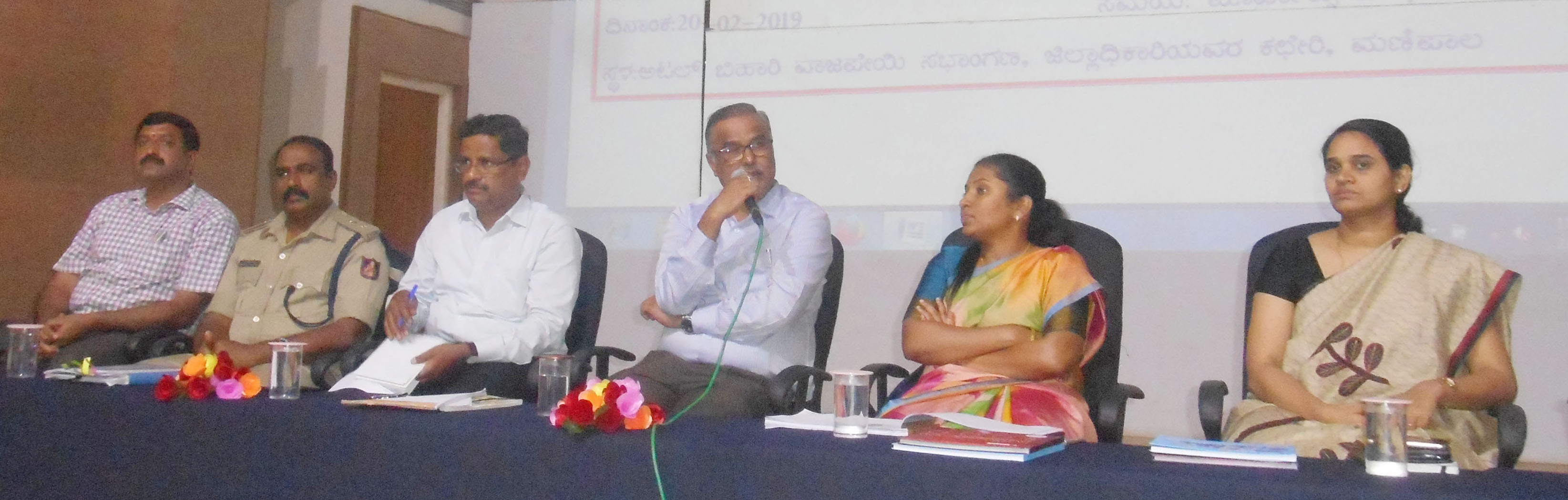 ವಿಕಲಚೇತನರಿಗೆ ಎಲ್ಲಾ ಸೌಲಭ್ಯ ಒದಗಿಸಿ: ಆಯುಕ್ತರ ಸೂಚನೆ