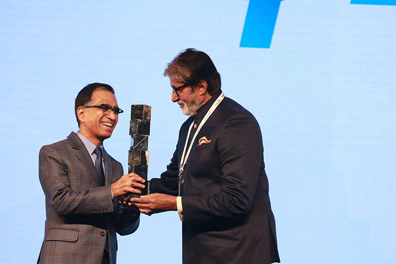 ​44ನೇ ಐಎಎ ವಿಶ್ವ ಕಾಂಗ್ರೆಸ್‌ನಲ್ಲಿ ಕಲ್ಯಾಣ್ ಜ್ಯುವೆಲರ್ಸ್ ಸಂಸ್ಥಾಪಕ ಟಿ.ಎಸ್ ಕಲ್ಯಾಣ ರಾಮನ್‌ಗೆ ಸನ್ಮಾನ