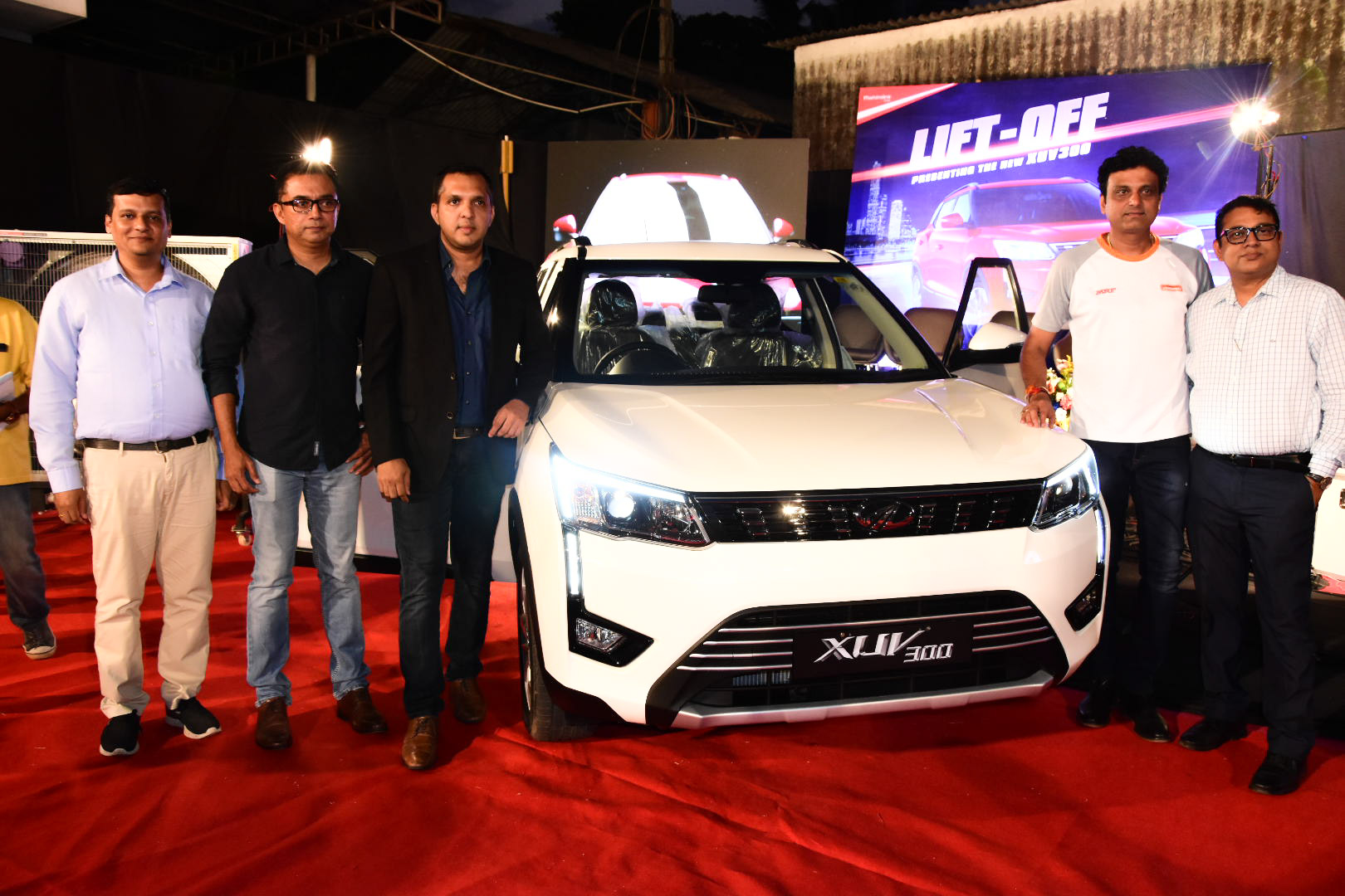 ಮಂಗಳೂರು: ‘ಮಹೀಂದ್ರಾ ಎಕ್ಸ್‌ಯುವಿ 300’ ಮಾರುಕಟ್ಟೆಗೆ ಬಿಡುಗಡೆ