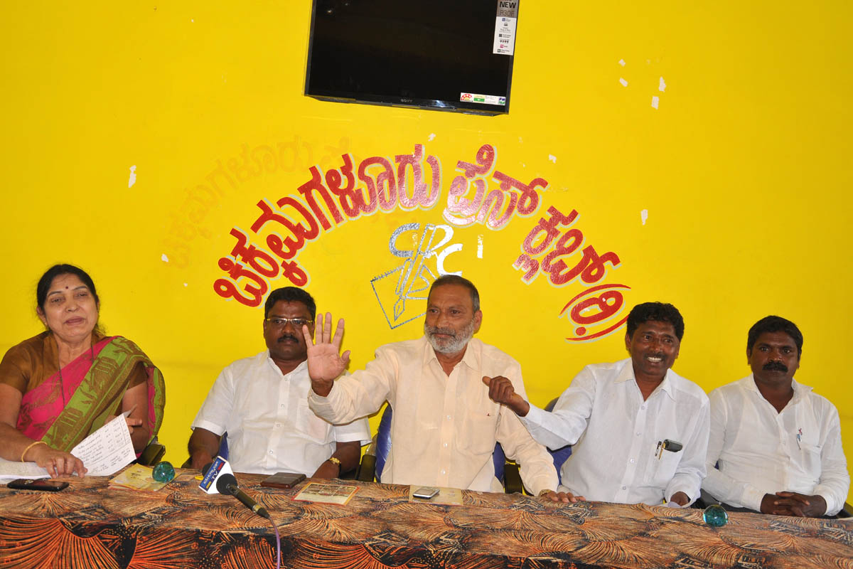 ಕುಮಾರಸ್ವಾಮಿಯಿಂದ ದಲಿತ ದೌರ್ಜನ್ಯ ಕಾಯ್ದೆ ದುರ್ಬಳಕೆ: ಬಾಳೂರು ರಮೇಶ್ ಆರೋಪ