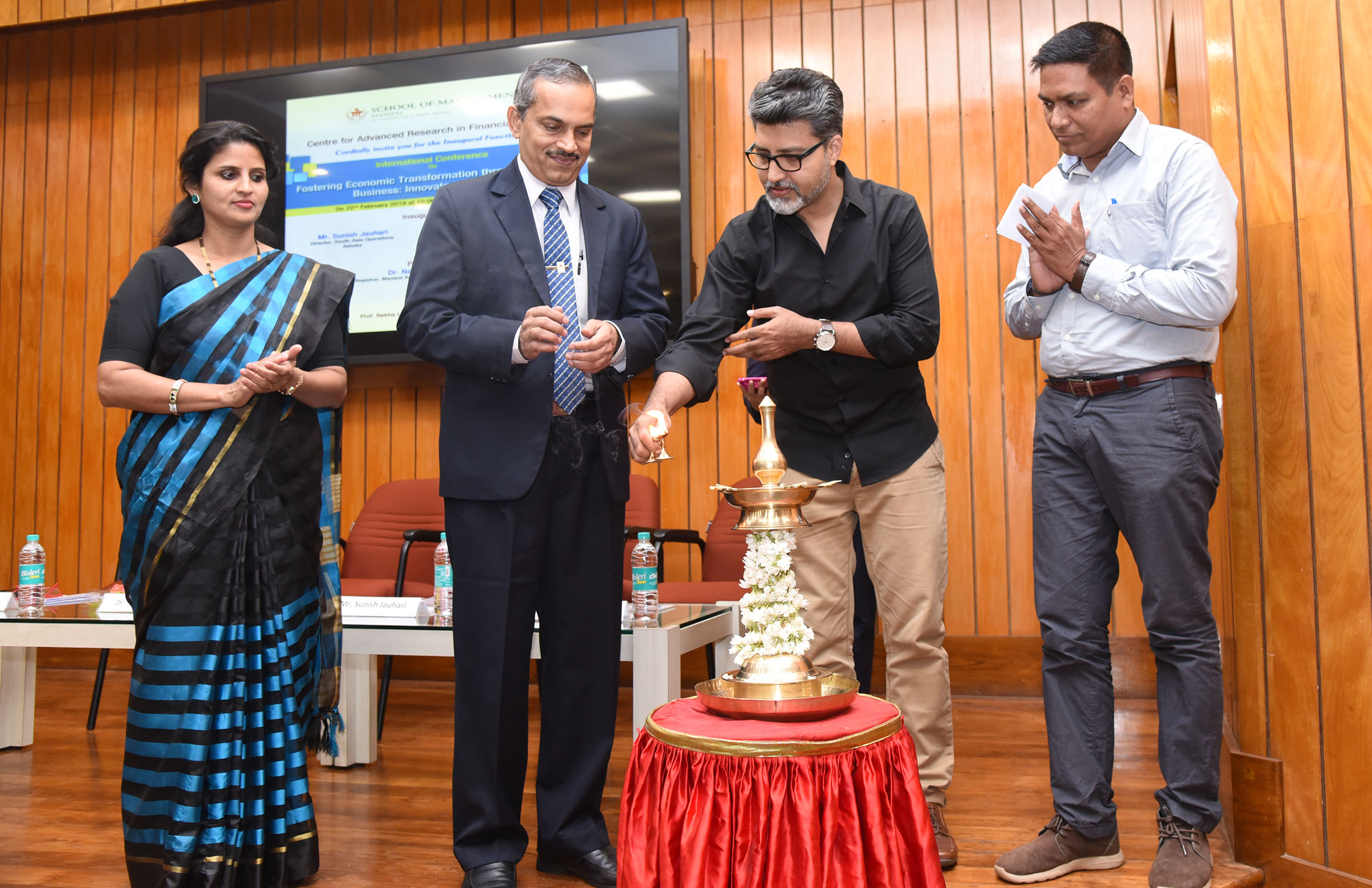 ಉದ್ಯಮದ ಕುರಿತ ಅಂತಾರಾಷ್ಟ್ರೀಯ ಸಮ್ಮೇಳನ ಉದ್ಘಾಟನೆ