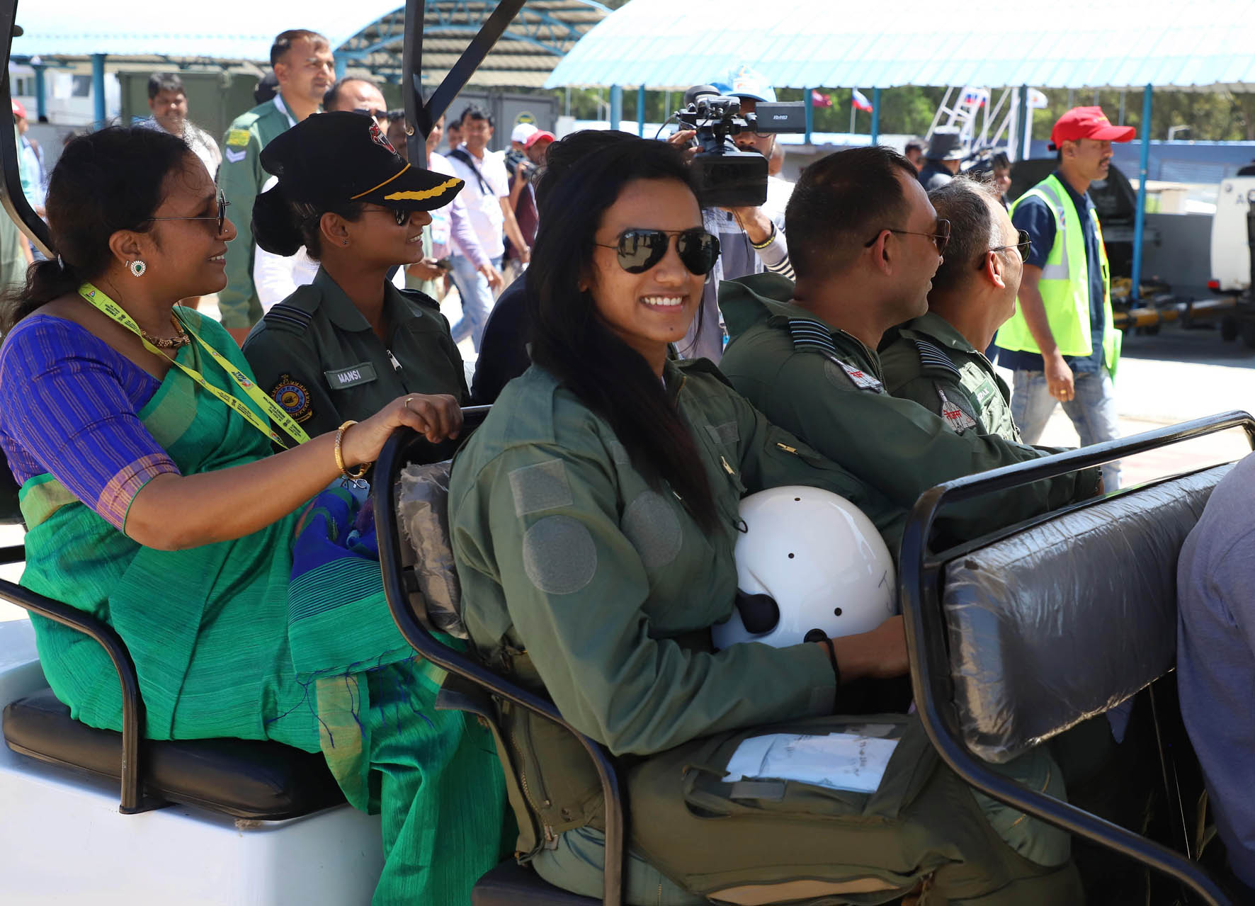 ತೇಜಸ್ ಏರಿದ ಬ್ಯಾಡ್ಮಿಂಟನ್ ತಾರೆ ಸಿಂಧು