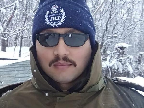 ಕುಲ್ಗಾಮ್ ನಲ್ಲಿ ಉಗ್ರರೊಂದಿಗೆ ಗುಂಡಿನ ಚಕಮಕಿ; ಡಿವೈಎಸ್ಪಿಯೊಬ್ಬರು ಹುತಾತ್ಮ,  ಇಬ್ಬರು  ಉಗ್ರರ ಹತ್ಯೆ