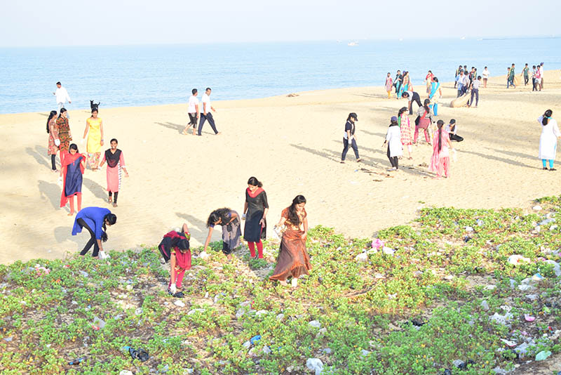 ಅಬ್ಬಕ್ಕ ಉತ್ಸವದ ಪೂರ್ವಭಾವಿಯಾಗಿ ಬೀಚ್ ಸ್ವಚ್ಛತೆ