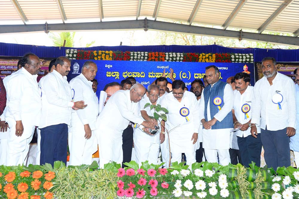 ದಲಿತನೆಂದು ನನಗೂ ಮೂರು ಬಾರಿ ಸಿಎಂ ಪಟ್ಟ ತಪ್ಪಿಸಲಾಗಿತ್ತು: ಡಿಸಿಎಂ ಪರಮೇಶ್ವರ್