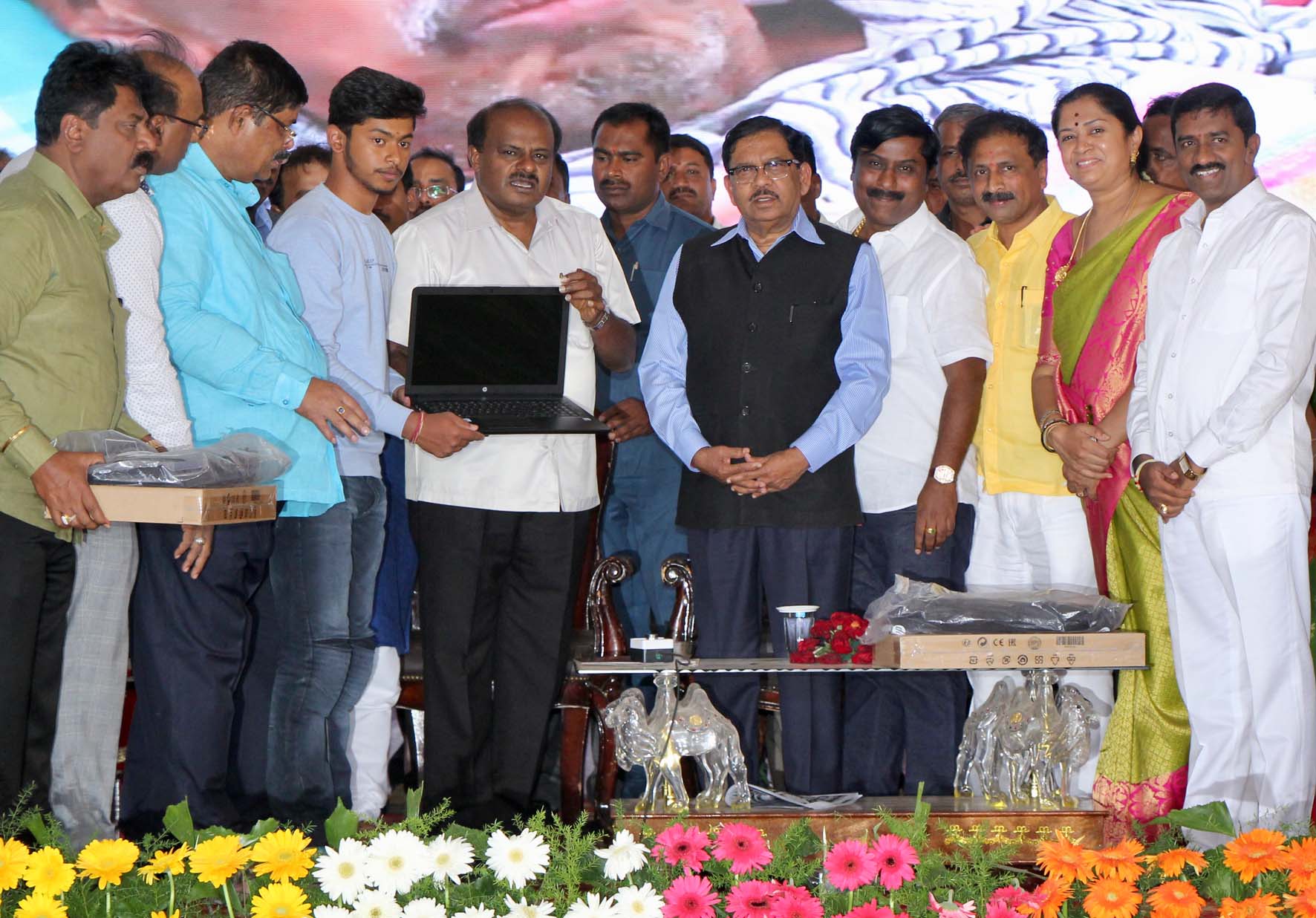 ಆಯುಷ್ಮಾನ್ ಭಾರತಕ್ಕೆ ಹಣ ರಾಜ್ಯ ಸರಕಾರದ್ದು, ಹೆಸರು ಮೋದಿಯದ್ದು: ಸಿಎಂ ಕುಮಾರಸ್ವಾಮಿ