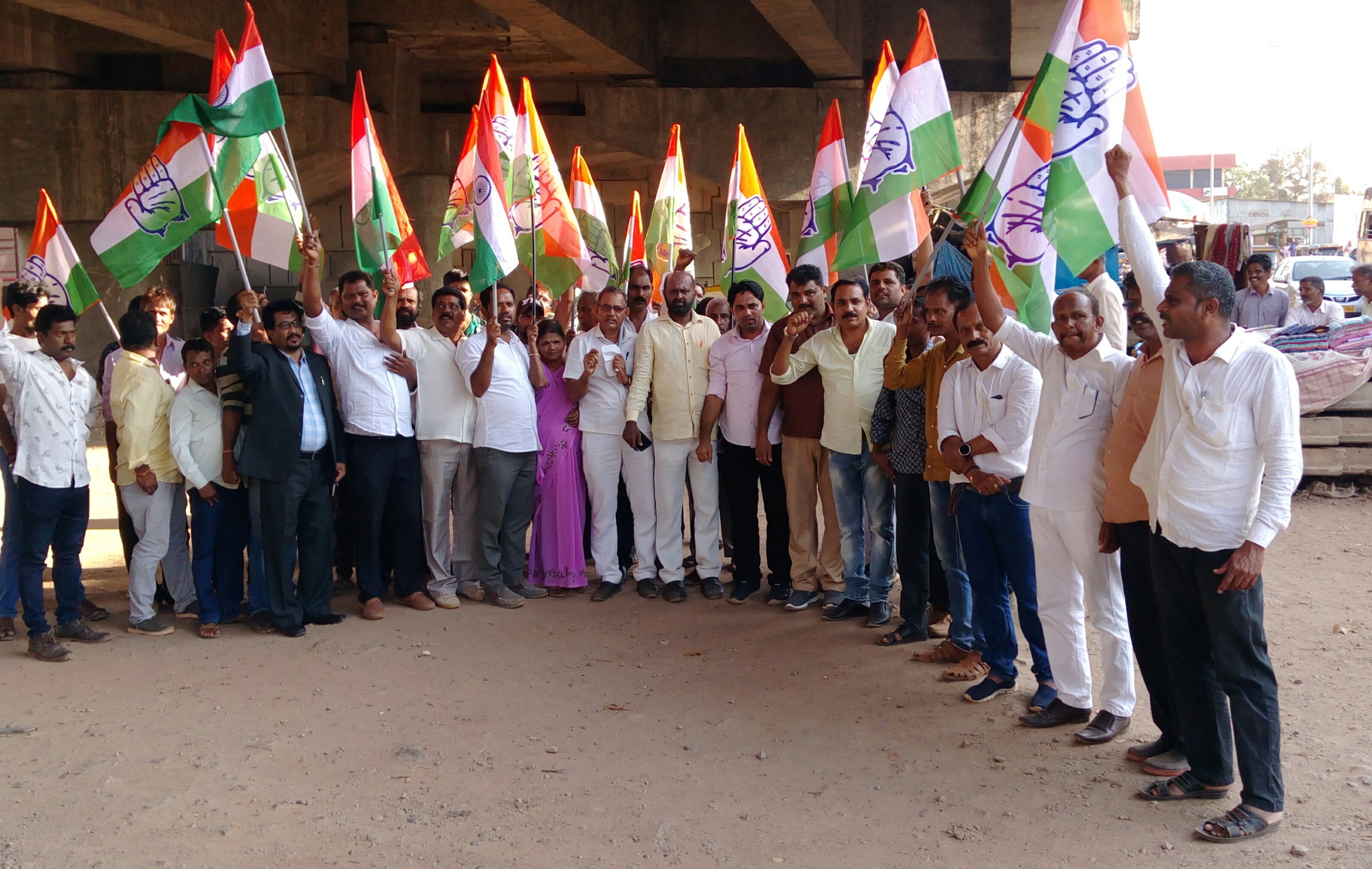 ತೊಕ್ಕೊಟ್ಟು: ಕಾಂಗ್ರೆಸ್ ವಿಜಯೋತ್ಸವ