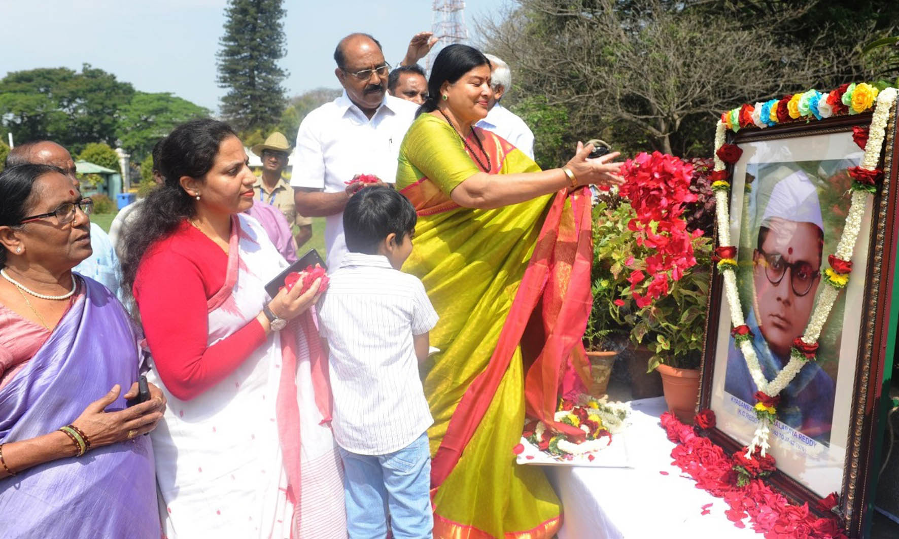 ಚುನಾವಣೆಯಲ್ಲಿ ಸ್ಪರ್ಧಿಸುವ ಬಗ್ಗೆ ಕಾಂಗ್ರೆಸ್ ನಾಯಕರು ಚರ್ಚೆ ನಡೆಸಿಲ್ಲ: ಸಚಿವೆ ಜಯಮಾಲಾ