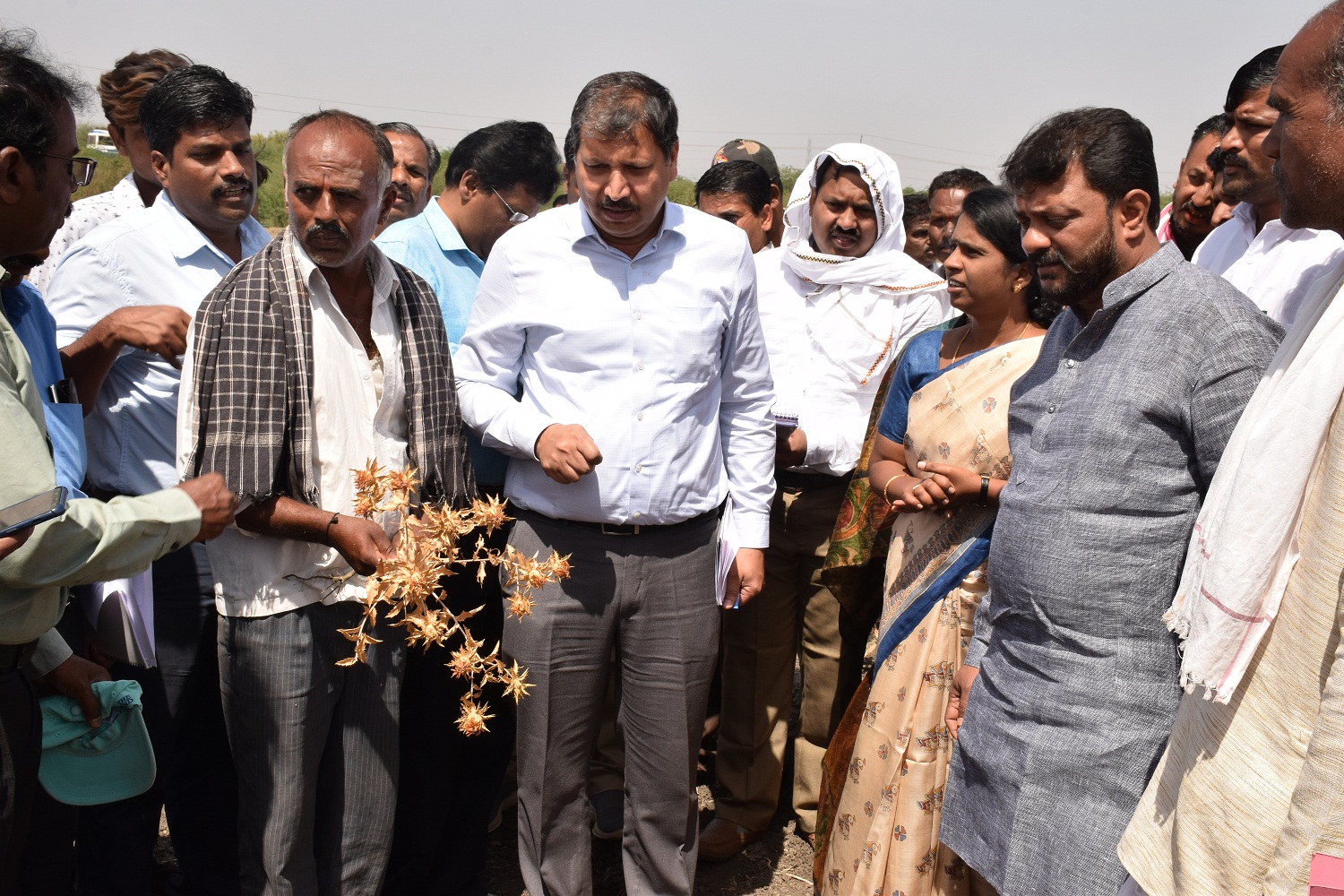 ರೈತರ ಜಮೀನುಗಳಿಗೆ ತೆರಳಿ ಮಾಹಿತಿ ಸಂಗ್ರಹ: ಎಸ್.ಕೆ.ಕಾಂಬೊಜಿ