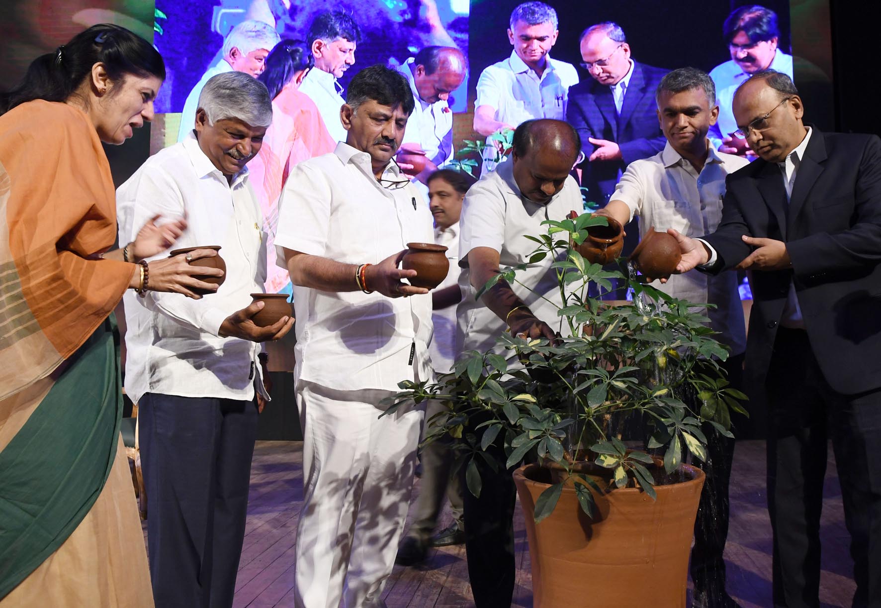 ಪ್ರತಿ ಹನಿ ನೀರು ಸಂರಕ್ಷಣೆಯಾಗಲಿ: ಮುಖ್ಯಮಂತ್ರಿ ಕುಮಾರಸ್ವಾಮಿ