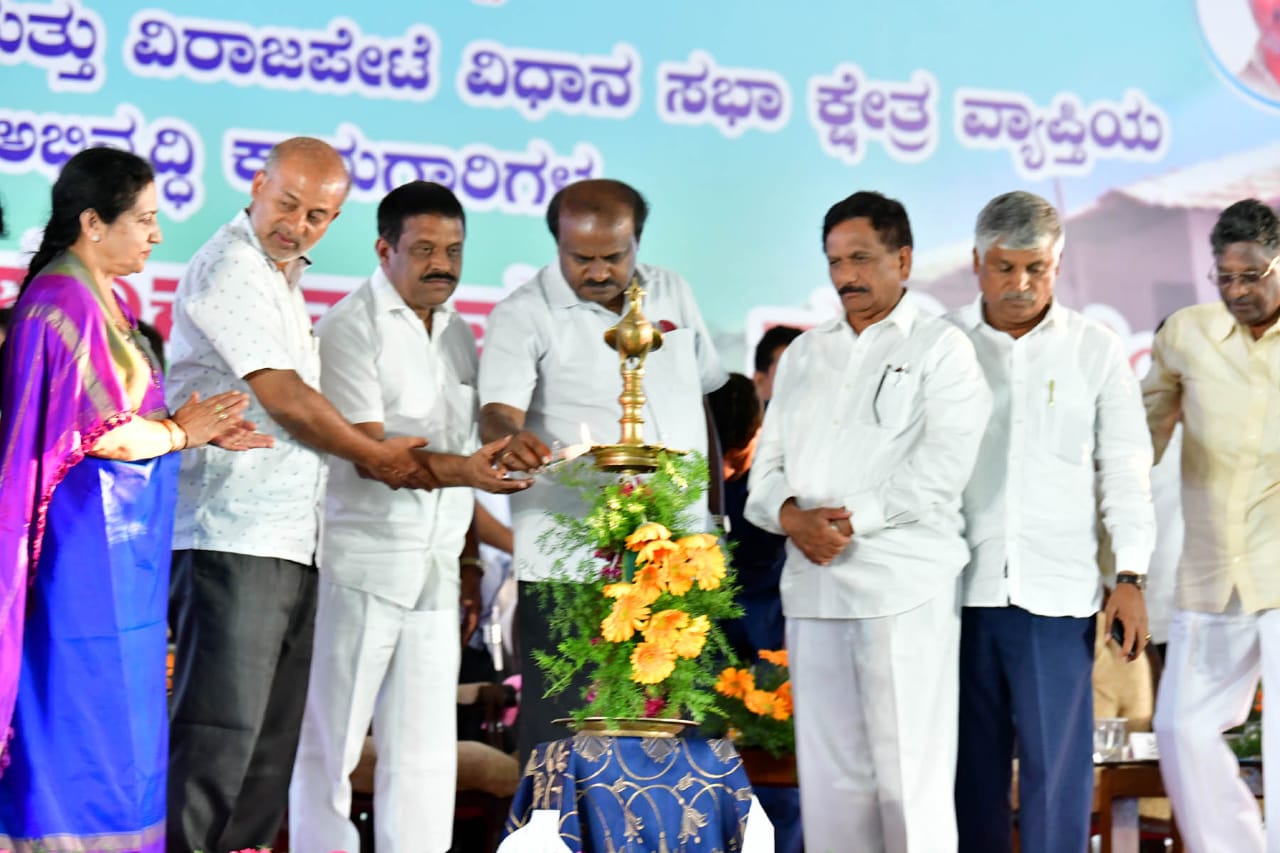 ಆದಿವಾಸಿಗಳನ್ನು ಅರಣ್ಯದಿಂದ ಒಕ್ಕಲೆಬ್ಬಿಸಲು ಬಿಡಲ್ಲ: ಸಿಎಂ ಕುಮಾರಸ್ವಾಮಿ ಅಭಯ