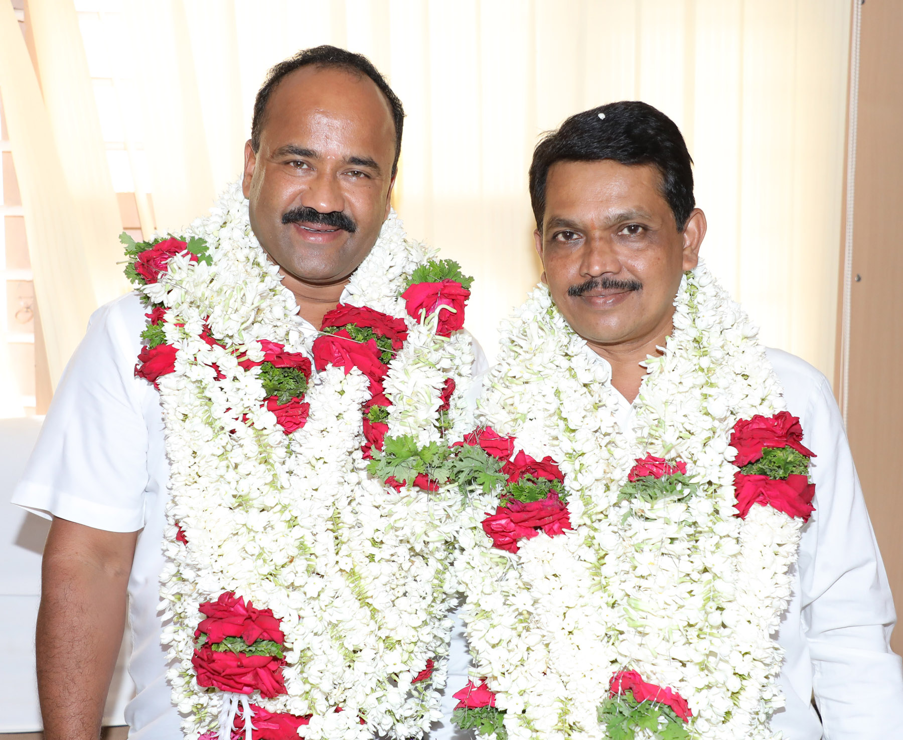 ಪುತ್ತೂರು: ಎಪಿಎಂಸಿ ಅಧ್ಯಕ್ಷರಾಗಿ ದಿನೇಶ್ ಮೆದು, ಉಪಾಧ್ಯಕ್ಷರಾಗಿ ಮಂಜುನಾಥ್ ಎನ್.ಎಸ್ ಅವಿರೋಧ ಆಯ್ಕೆ