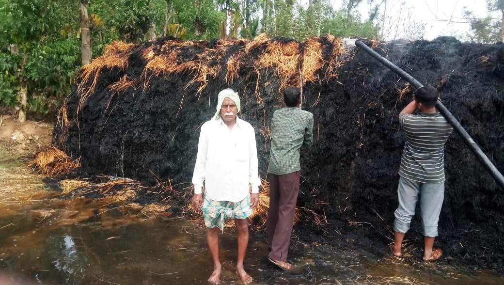 ನಲ್ಲೂರು : ಹುಲ್ಲಿನ ಕಂತೆಗಳು ಬೆಂಕಿಗಾಹುತಿ