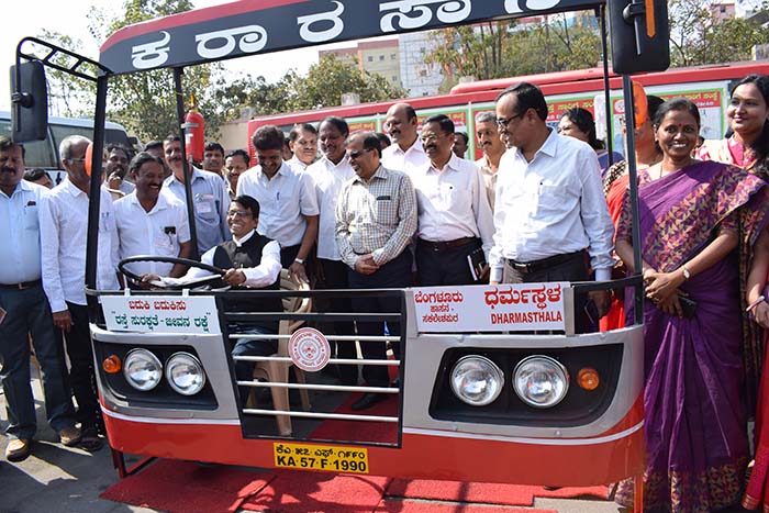 ರಸ್ತೆ ಸುರಕ್ಷತೆಗೆ ಸಾರ್ವಜನಿಕರ ಪಾತ್ರ ಬಹಳ ಮುಖ್ಯ: ಕೆಎಸ್ಸಾರ್ಟಿಸಿ ವ್ಯವಸ್ಥಾಪಕ ನಿರ್ದೇಶಕ ಶಿವಯೋಗಿ ಕಳಸದ