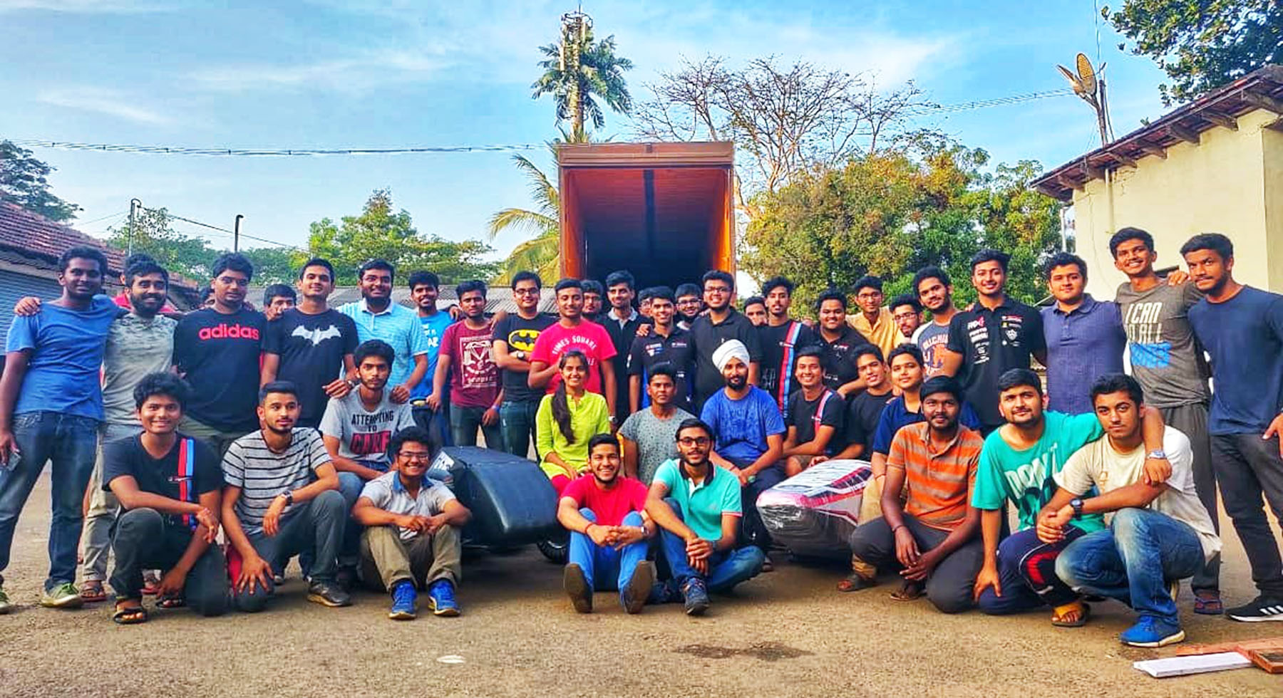 ಕೊಯಮತ್ತೂರು ಫಾರ್ಮುಲಾ ಕಾರ್ ಸ್ಪರ್ಧೆಯಲ್ಲಿ ಮಿಂಚಿದ ಎಂಐಟಿ ತಂಡ