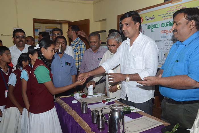 ಬೆಳಗಾವಿ: ರಾಷ್ಟ್ರೀಯ ಜಂತು ಹುಳು ನಿವಾರಣಾ ದಿನಾಚರಣೆ