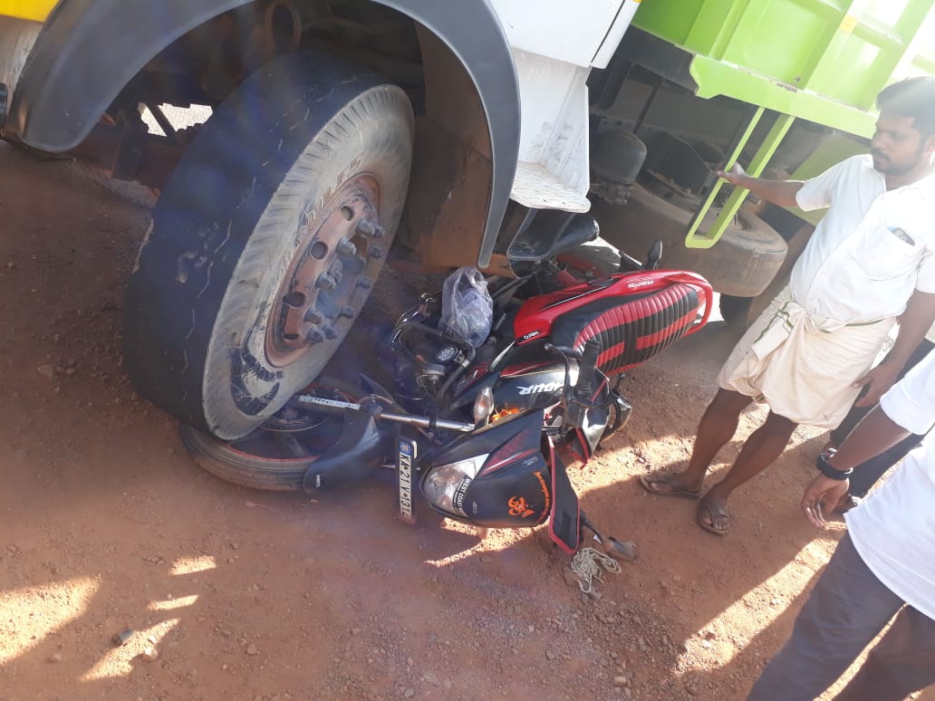 ಮಾಣಿ: ಲಾರಿ ಢಿಕ್ಕಿ - ಬೈಕ್ ಸವಾರನಿಗೆ ಗಾಯ