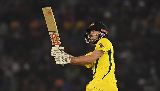 ಮೊಹಾಲಿಯಲ್ಲಿ ಮುಗ್ಗರಿಸಿದ ಕೊಹ್ಲಿ ಬಳಗ: ಸರಣಿ ಸಮಬಲಗೊಳಿಸಿದ ಆಸೀಸ್