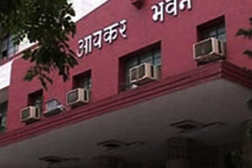 100 ಕೋ. ರೂ. ತೆರಿಗೆ ವಂಚನೆ: ಮಾಯಾವತಿ ಮಾಜಿ ಕಾರ್ಯದರ್ಶಿ ಸಂಕೀರ್ಣಗಳ ಮೇಲೆ ದಾಳಿ