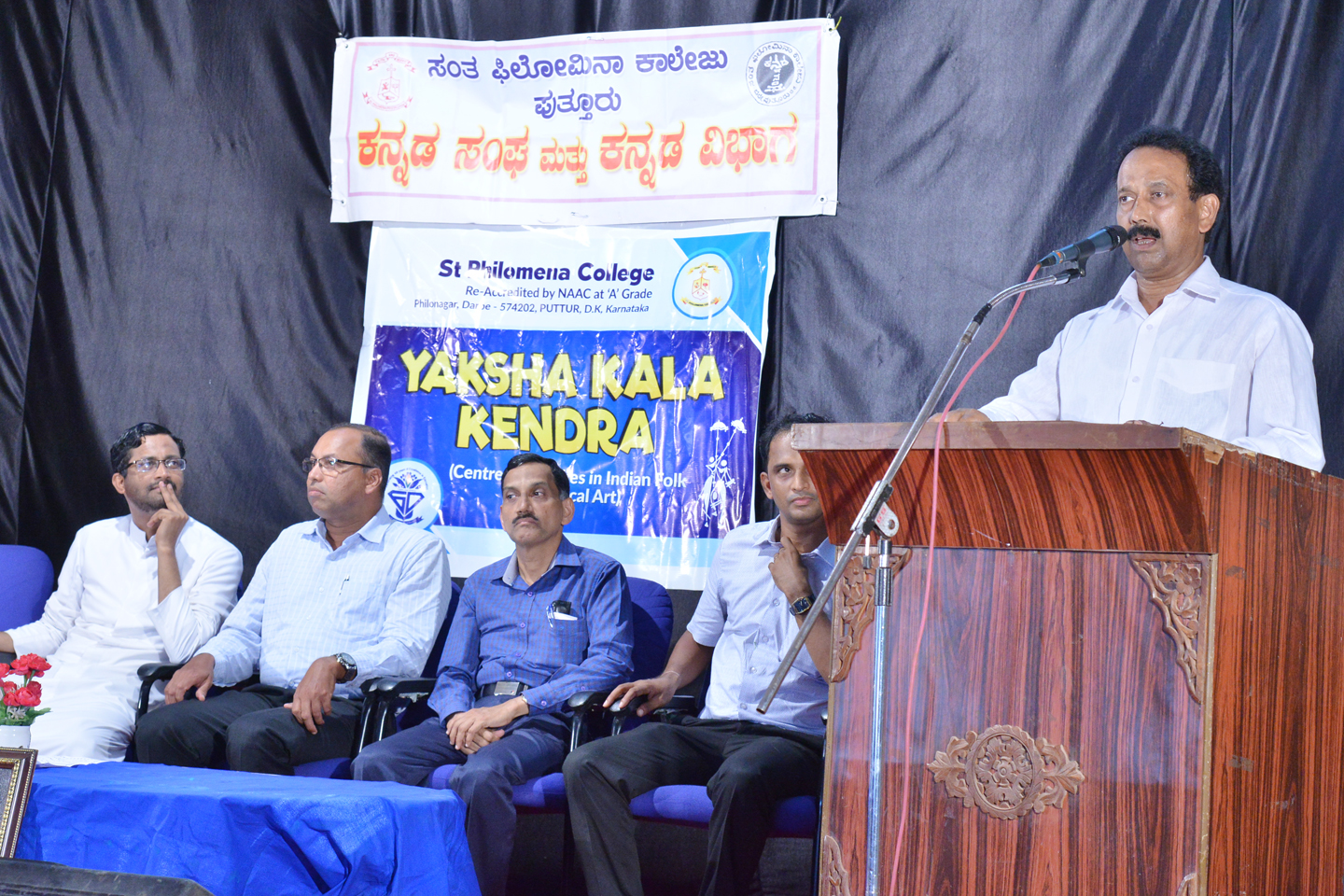 ಸಮಾಜದಲ್ಲಿ ಮಡಿವಂತಿಕೆ, ಜಾತಿ-ನೀತಿಗಳನ್ನು ಮೀರಿದ ಬೆಳವಣಿಗೆಯೇ ಶ್ರೇಷ್ಠ : ಜಬ್ಬಾರ್ ಸುಮೋ