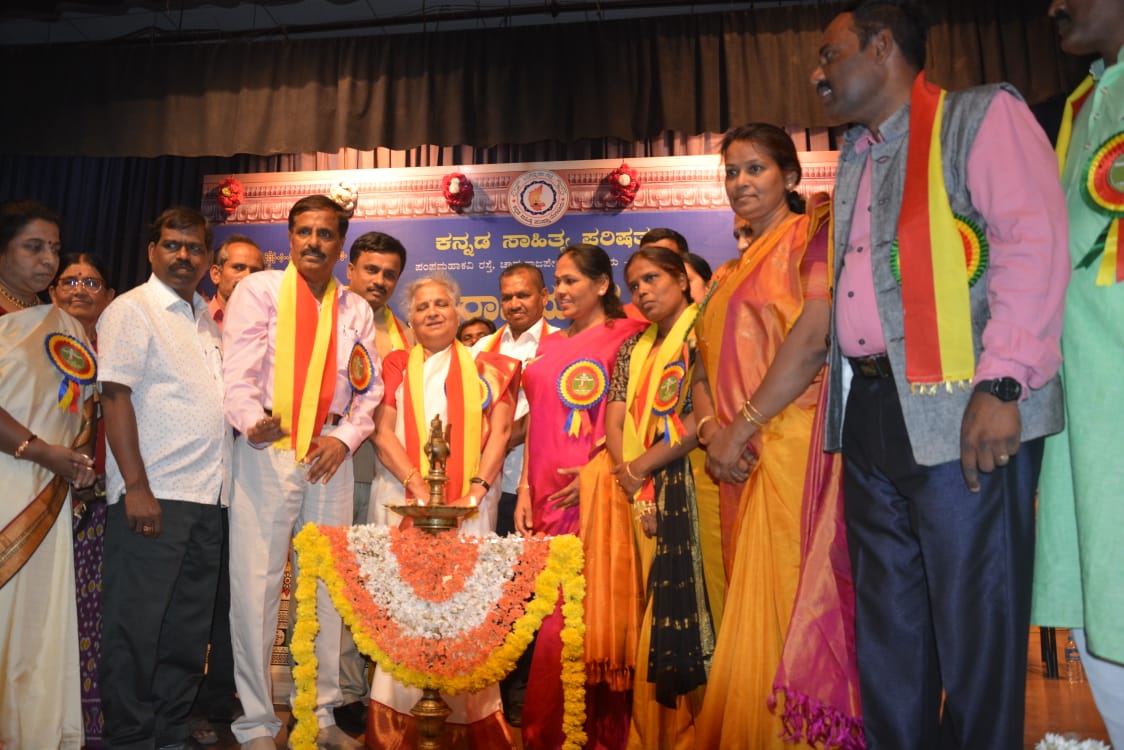 ಮಹಿಳೆ ಮಾನಸಿಕ ಬಂಧನದಿಂದ ಹೊರಬರಬೇಕಿದೆ: ಡಾ.ಸುಧಾಮೂರ್ತಿ