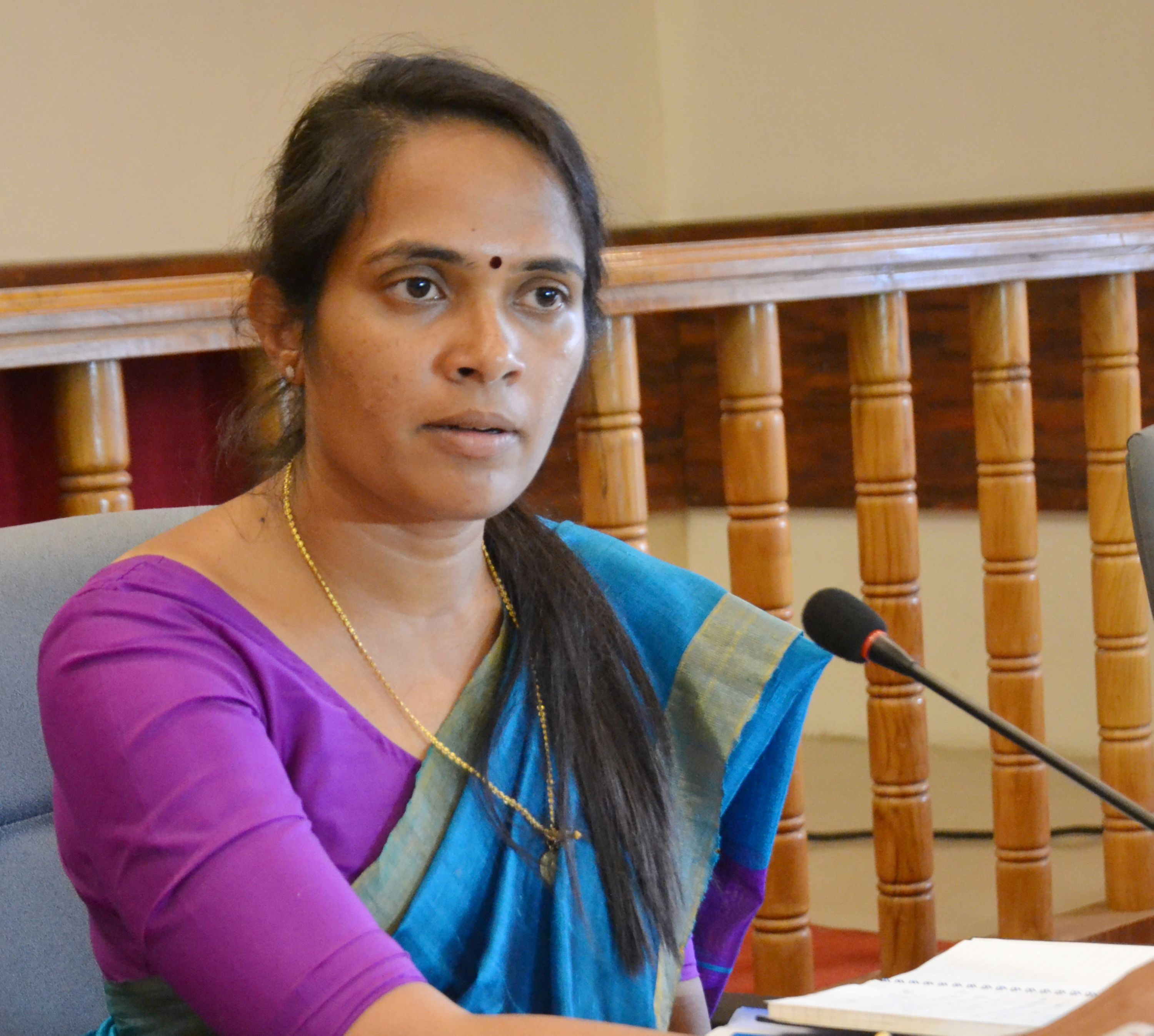 ಮಳೆಗಾಲ ಆರಂಭಕ್ಕೂ ಮೊದಲು ಮನೆ ಹಸ್ತಾಂತರಕ್ಕೆ ಕ್ರಮ: ಕೊಡಗು ಜಿಲ್ಲಾಧಿಕಾರಿ ಕಣ್ಮಣಿ ಜಾಯ್ ಭರವಸೆ