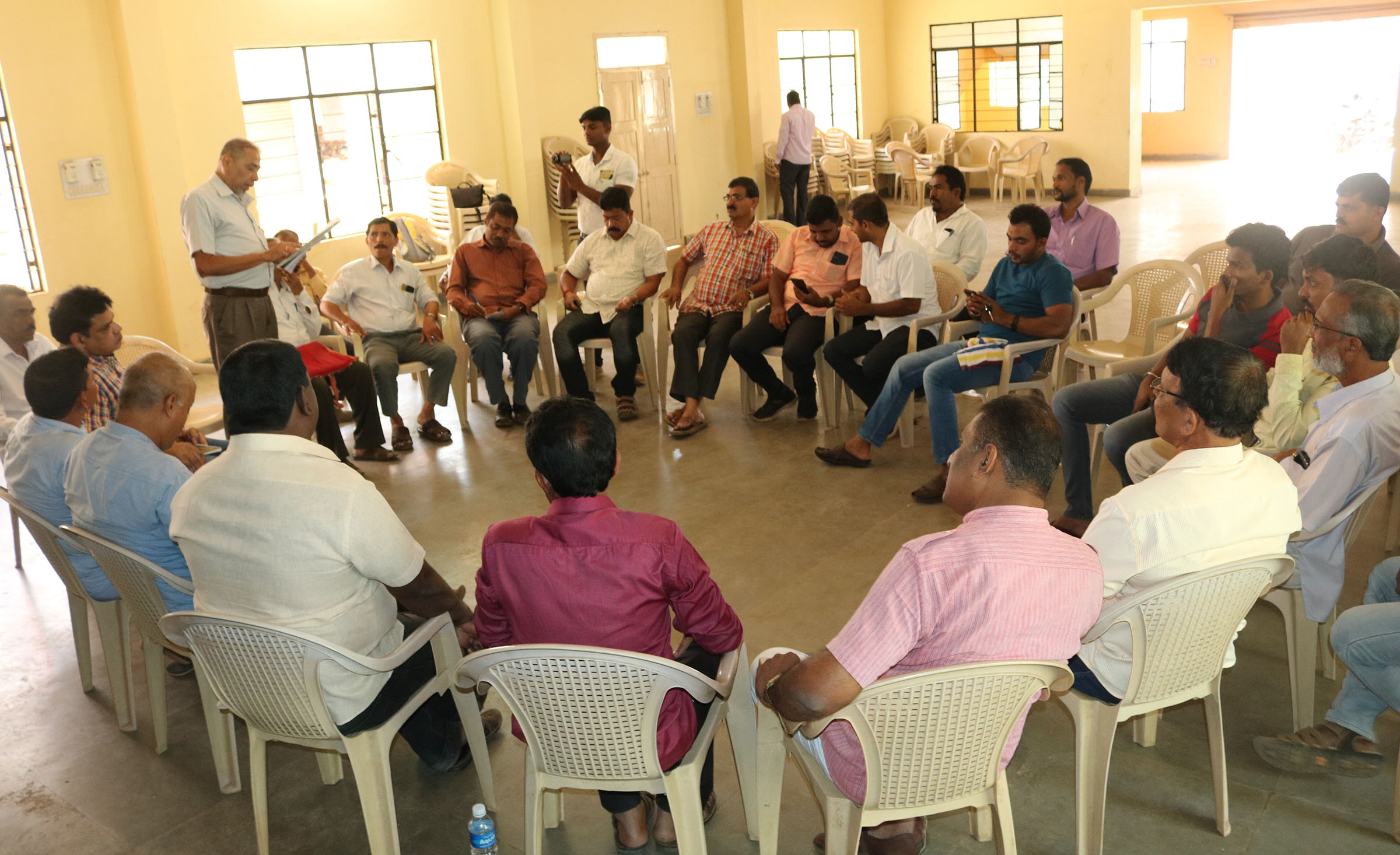 ಹುತಾತ್ಮ ಯೋಧರಿಗೆ ಶ್ರದ್ಧಾಂಜಲಿಯಲ್ಲಿ ಸೂಲಿಬೆಲೆಯ ರಾಜಕೀಯ ಭಾಷಣಕ್ಕೆ ಅವಕಾಶ: ಪ್ರಾಂಶುಪಾಲರ ವಿರುದ್ಧ ಆಕ್ರೋಶ