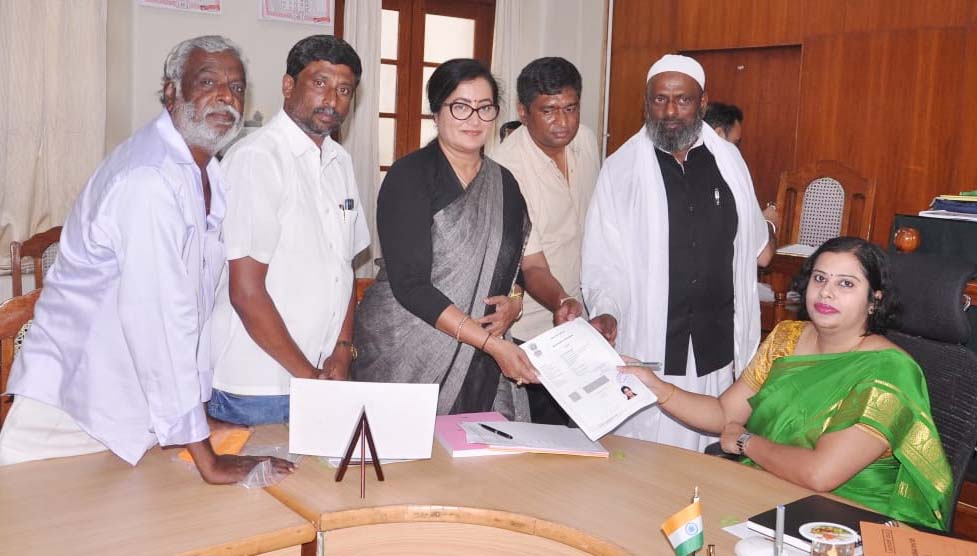 ಲೋಕಸಭೆ ಚುನಾವಣೆ: ಎರಡನೇ ದಿನ 16 ಉಮೇದುವಾರಿಕೆ ಸಲ್ಲಿಕೆ