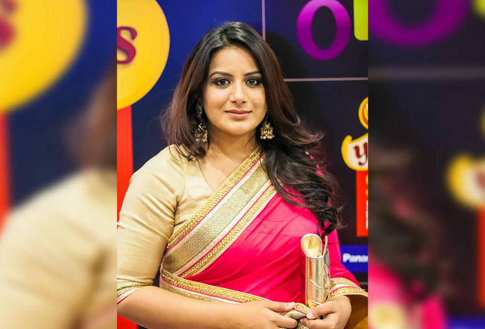 ನಟಿ ಪೂಜಾಗಾಂಧಿಯ ಹೋಟೆಲ್ ಬಿಲ್ ಪಾವತಿಸಿದ ಬಿಜೆಪಿ ನಾಯಕ