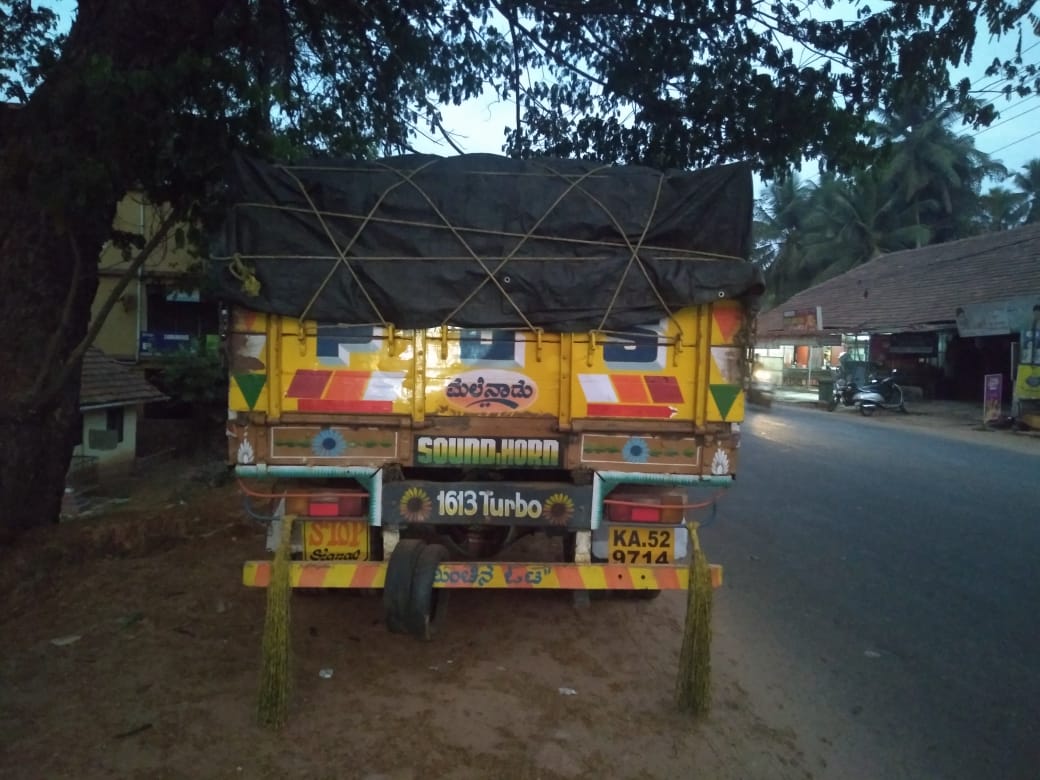 ಅಕ್ರಮ ಮರಳು ಸಾಗಾಟ: ಲಕ್ಷಾಂತರ ರೂ. ಮೌಲ್ಯದ ಮರಳು ಸಹಿತ ಲಾರಿ ವಶ