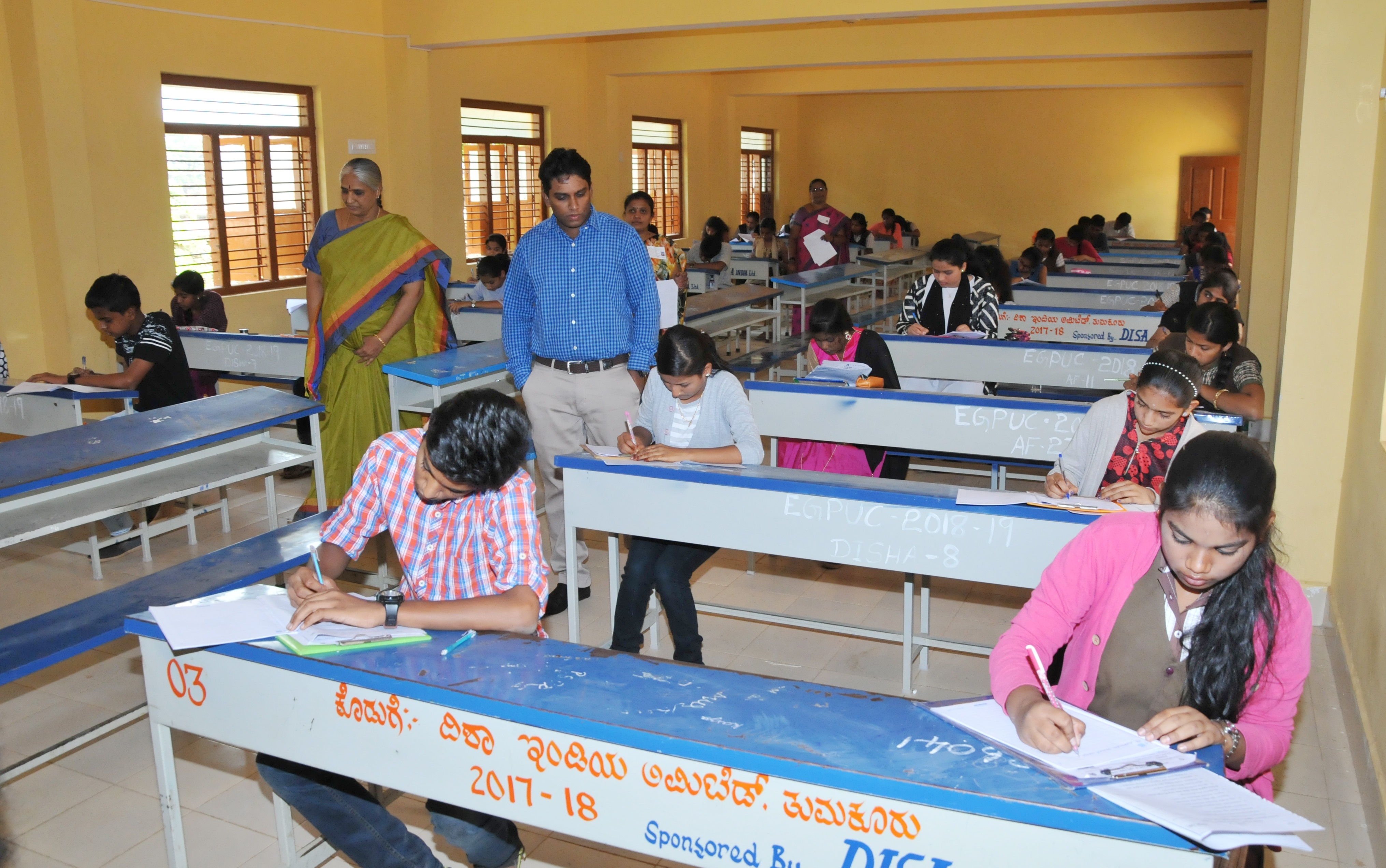 ಎಸೆಸೆಲ್ಸಿ ಪರೀಕ್ಷೆ: ತುಮಕೂರಿನಲ್ಲಿ 1201 ವಿದ್ಯಾರ್ಥಿಗಳು ಗೈರು