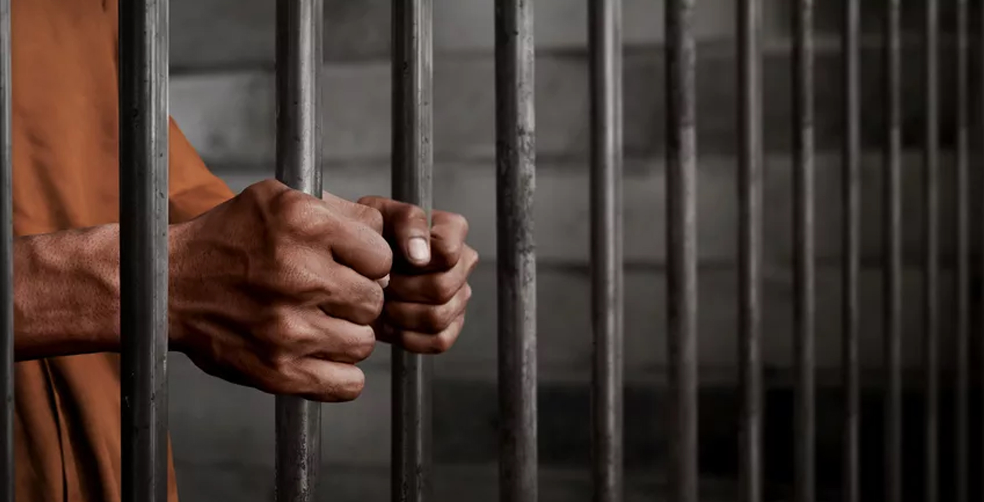 ಸಿಂಗಾಪುರ: ದಂಗೆಯಲ್ಲಿ ತೊಡಗಿದ್ದ ಭಾರತೀಯನಿಗೆ ಐದು ವರ್ಷ ಜೈಲು, ಛಡಿಯೇಟಿನ ಶಿಕ್ಷೆ