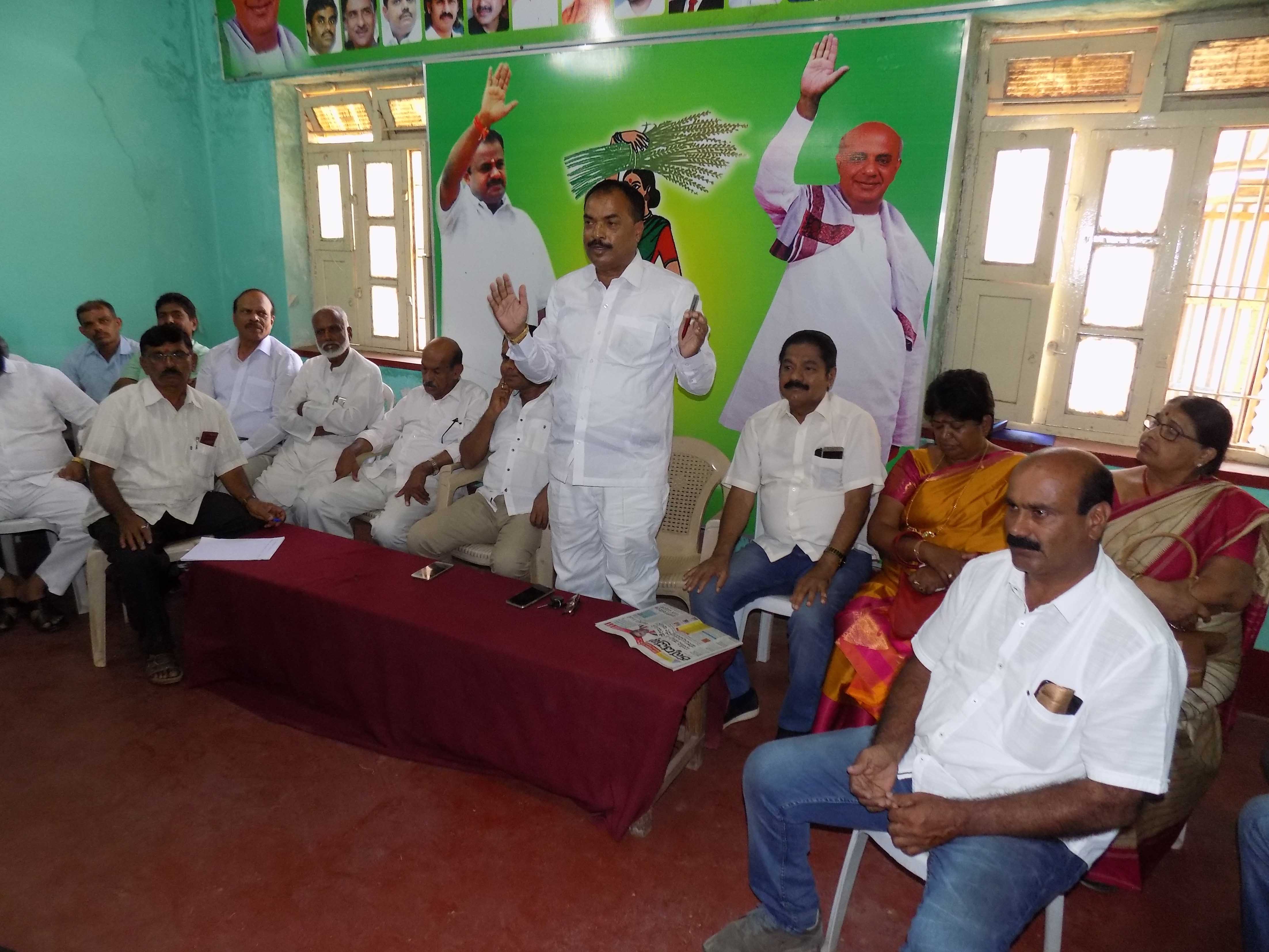 ಶೋಭಾ ಕರಂದ್ಲಾಜೆಯನ್ನು ಸೋಲಿಸಲು ಕೈಜೋಡಿಸಿ: ಜೆಡಿಎಸ್ ರಾಜ್ಯ ಉಪಾಧ್ಯಕ್ಷ ದೇವರಾಜ್ ಕರೆ