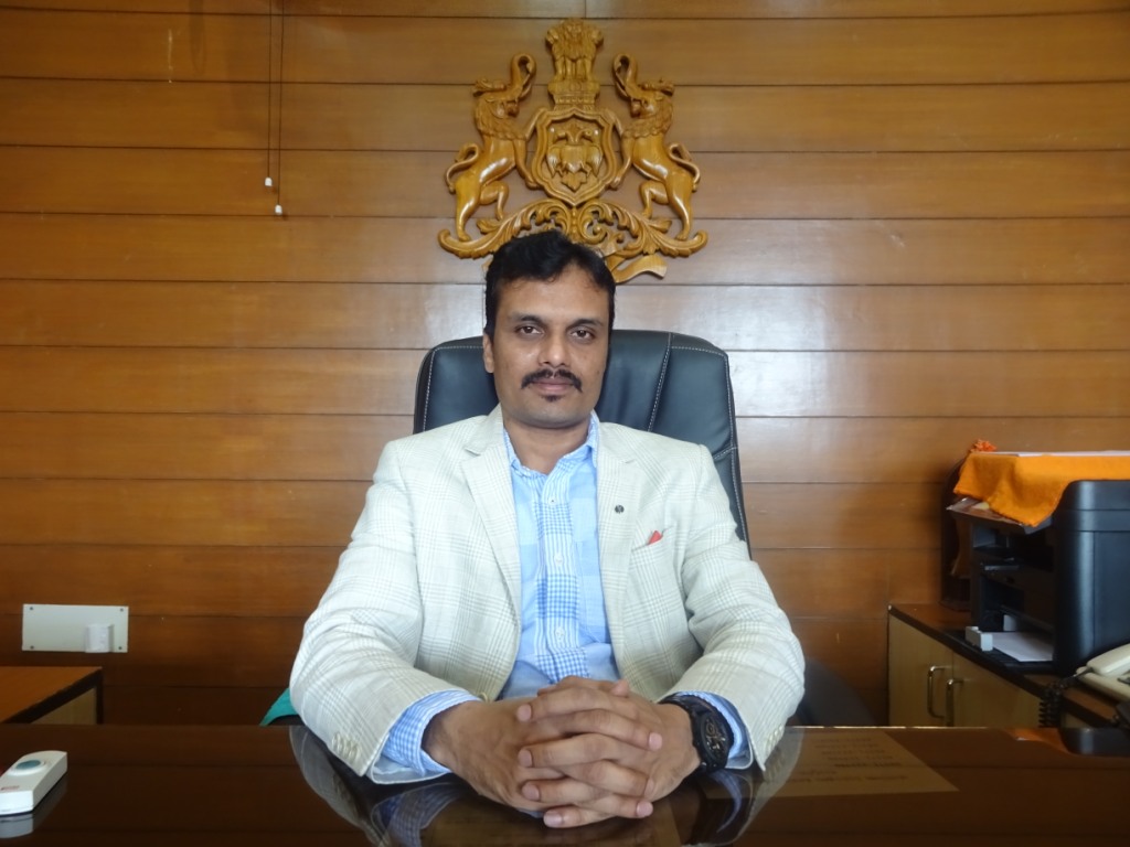ಕೊಡಗು: ನೂತನ ಹೆಚ್ಚುವರಿ ಜಿಲ್ಲಾಧಿಕಾರಿ ಅಧಿಕಾರ ಸ್ವೀಕಾರ