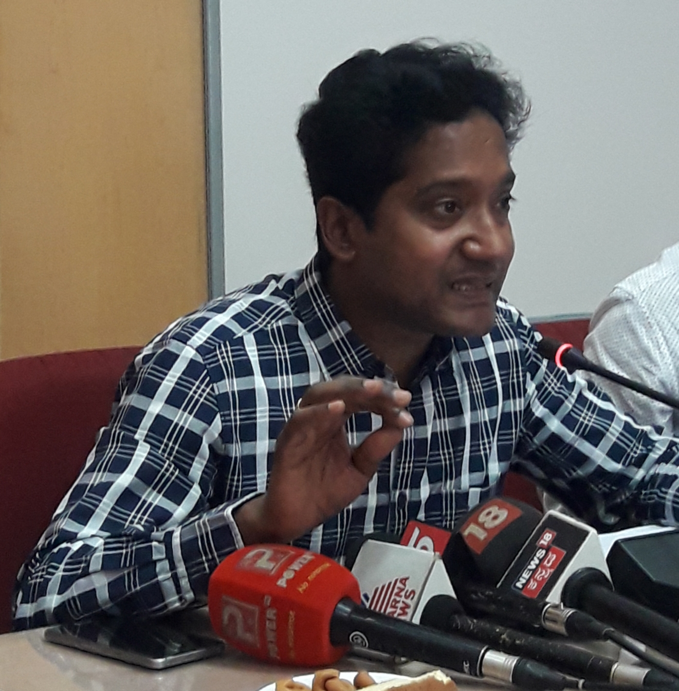 ಚುನಾವಣೆ ಎದುರಿಸಲು ಜಿಲ್ಲಾಡಳಿತದಿಂದ ಸಕಲ ಸಿದ್ಧತೆ: ಚಿಕ್ಕಮಗಳೂರು ಡಿಸಿ ಡಾ.ಗೌತಮ್