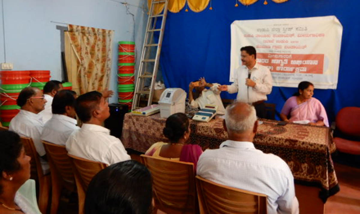 ಹೆಜಮಾಡಿ: ಇವಿಎಂ, ವಿವಿಪ್ಯಾಟ್ ಕುರಿತು ಪ್ರಾತ್ಯಕ್ಷಿಕೆ