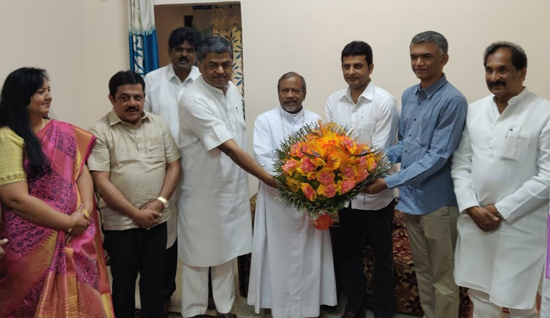 ಆರ್ಚ್ ಬಿಷಪ್‌ ರನ್ನು ಭೇಟಿಯಾದ ಕೃಷ್ಣಭೈರೇಗೌಡ, ರಿಝ್ವಾನ್ ಅರ್ಷದ್, ಬಿ.ಕೆ.ಹರಿಪ್ರಸಾದ್