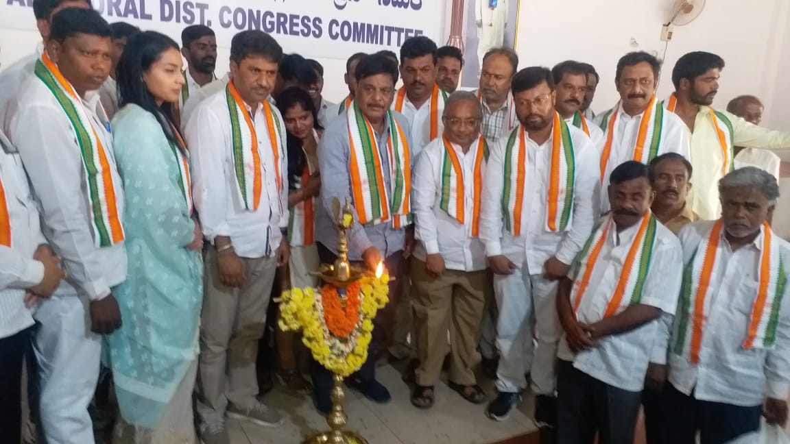 ಬಿಜೆಪಿಯನ್ನು ಸೋಲಿಸುವ ಮೂಲಕ ಸಂವಿಧಾನ ಉಳಿಸಬೇಕಿದೆ: ಡಾ.ಎಚ್.ಸಿ.ಮಹದೇವಪ್ಪ